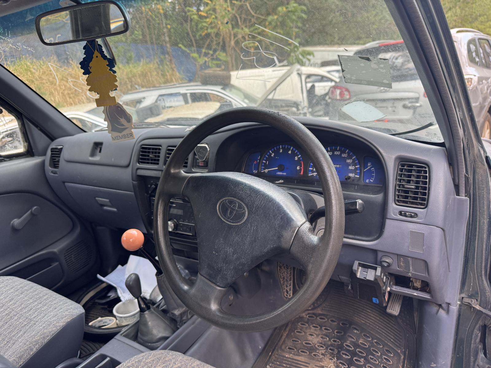 View Auto part Engine TOYOTA HILUX 2003