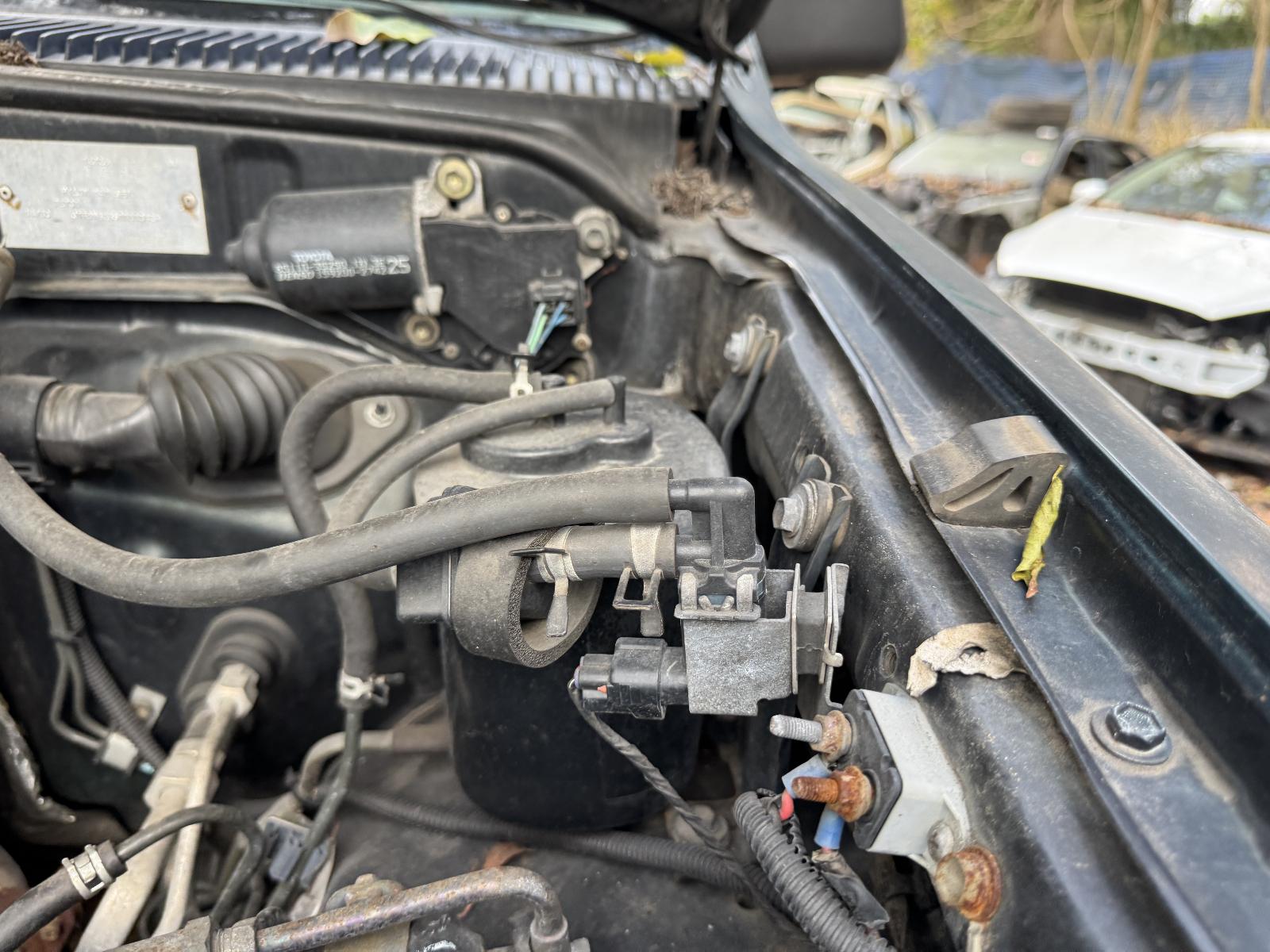 View Auto part Engine TOYOTA HILUX 2003