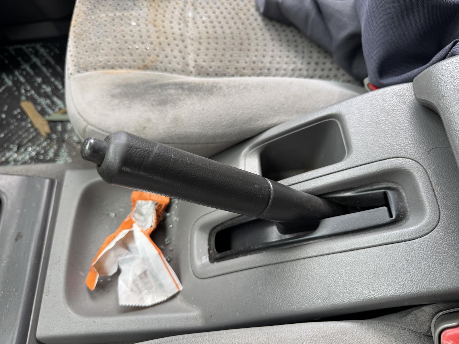 View HOLDEN RODEO 2006 4 Door Utility Breaking