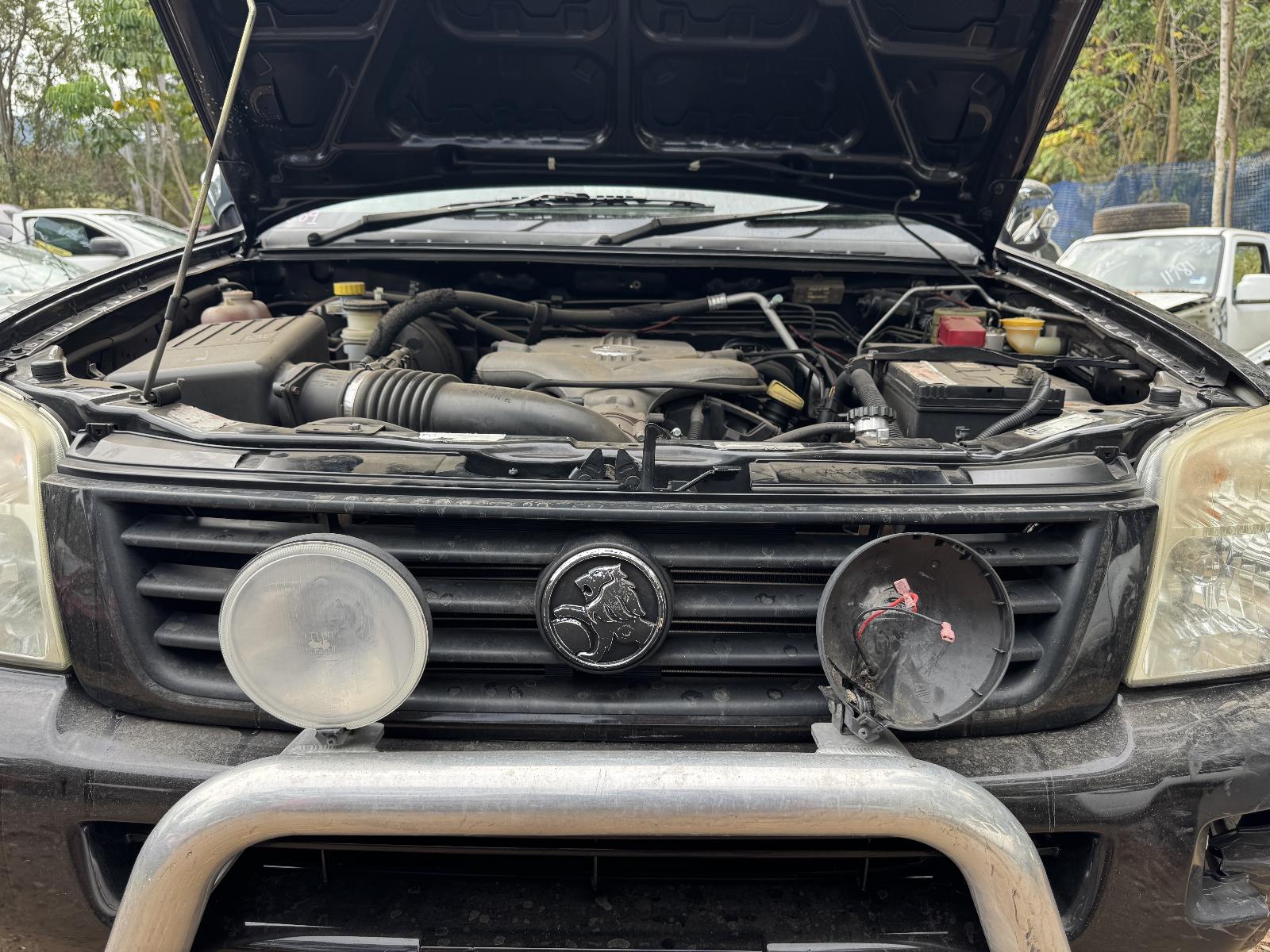 View HOLDEN RODEO 2006 4 Door Utility Breaking