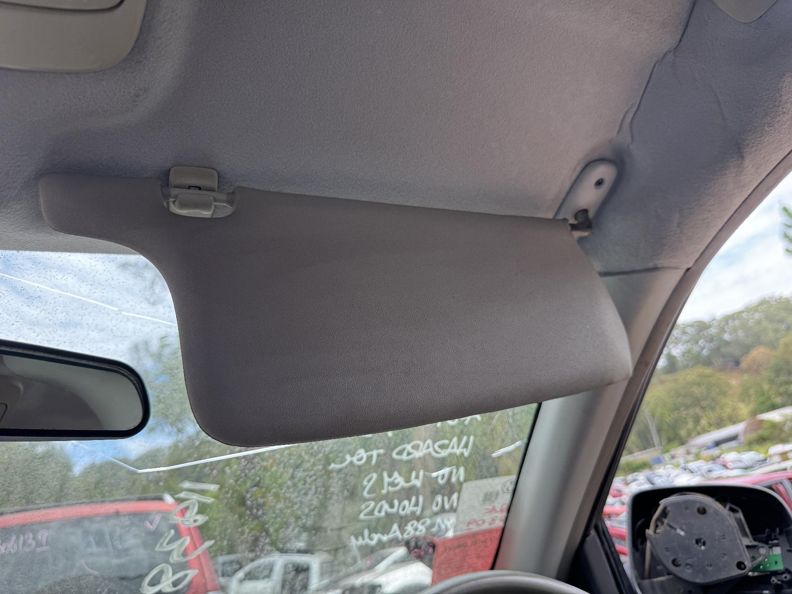 View HOLDEN RODEO 2006 4 Door Utility Breaking
