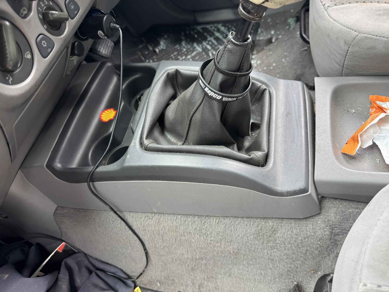 View HOLDEN RODEO 2006 4 Door Utility Breaking