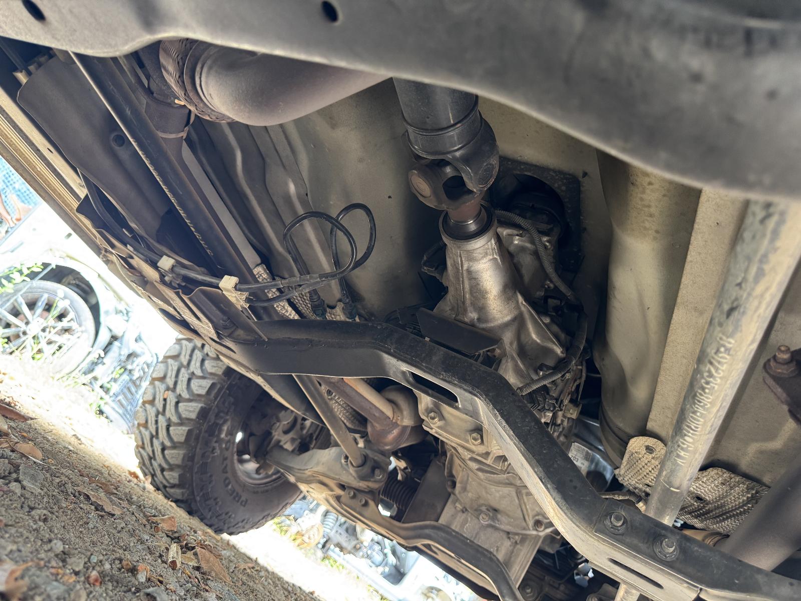 View HOLDEN RODEO 2006 4 Door Utility Breaking