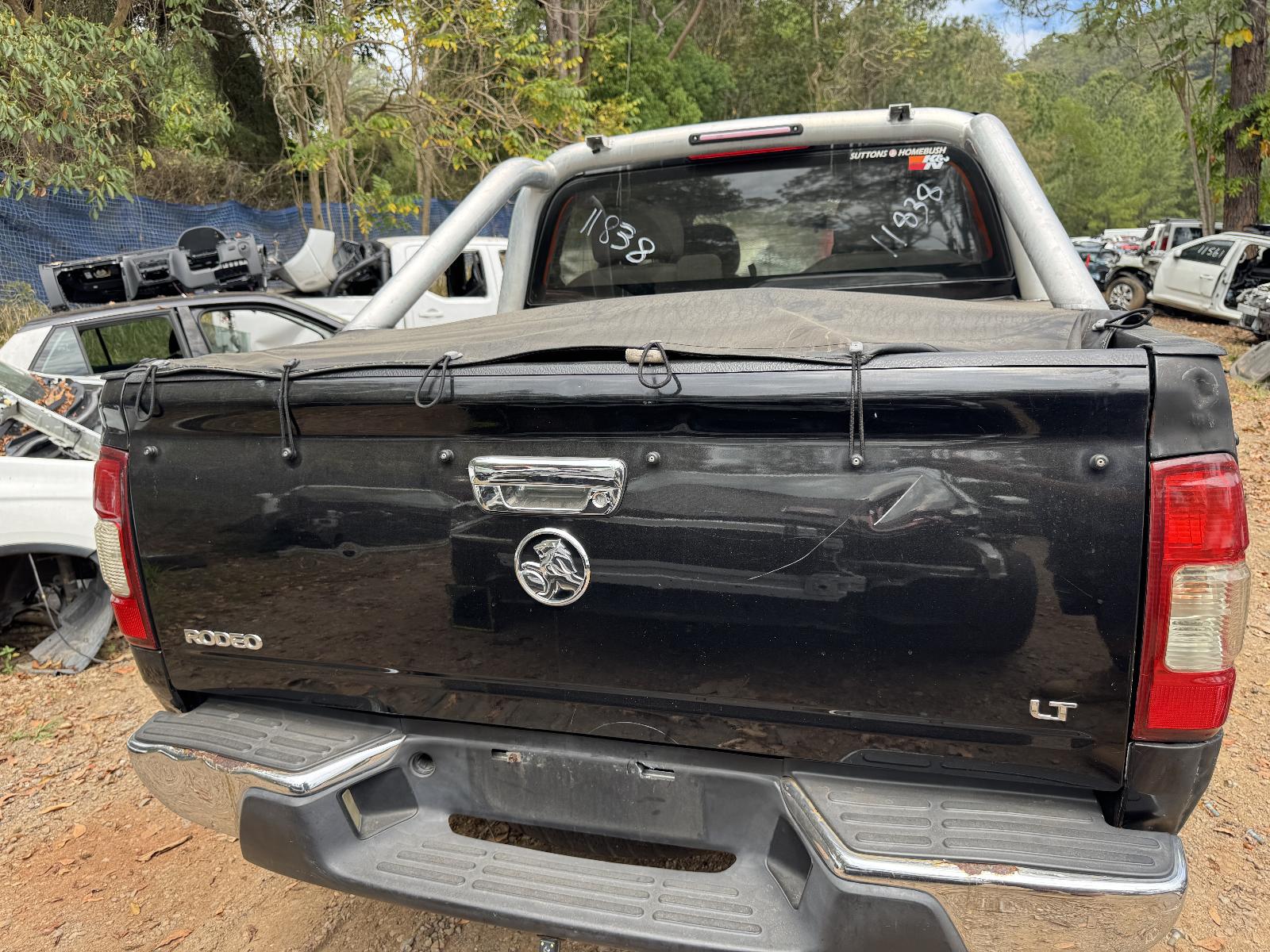 View HOLDEN RODEO 2006 4 Door Utility Breaking