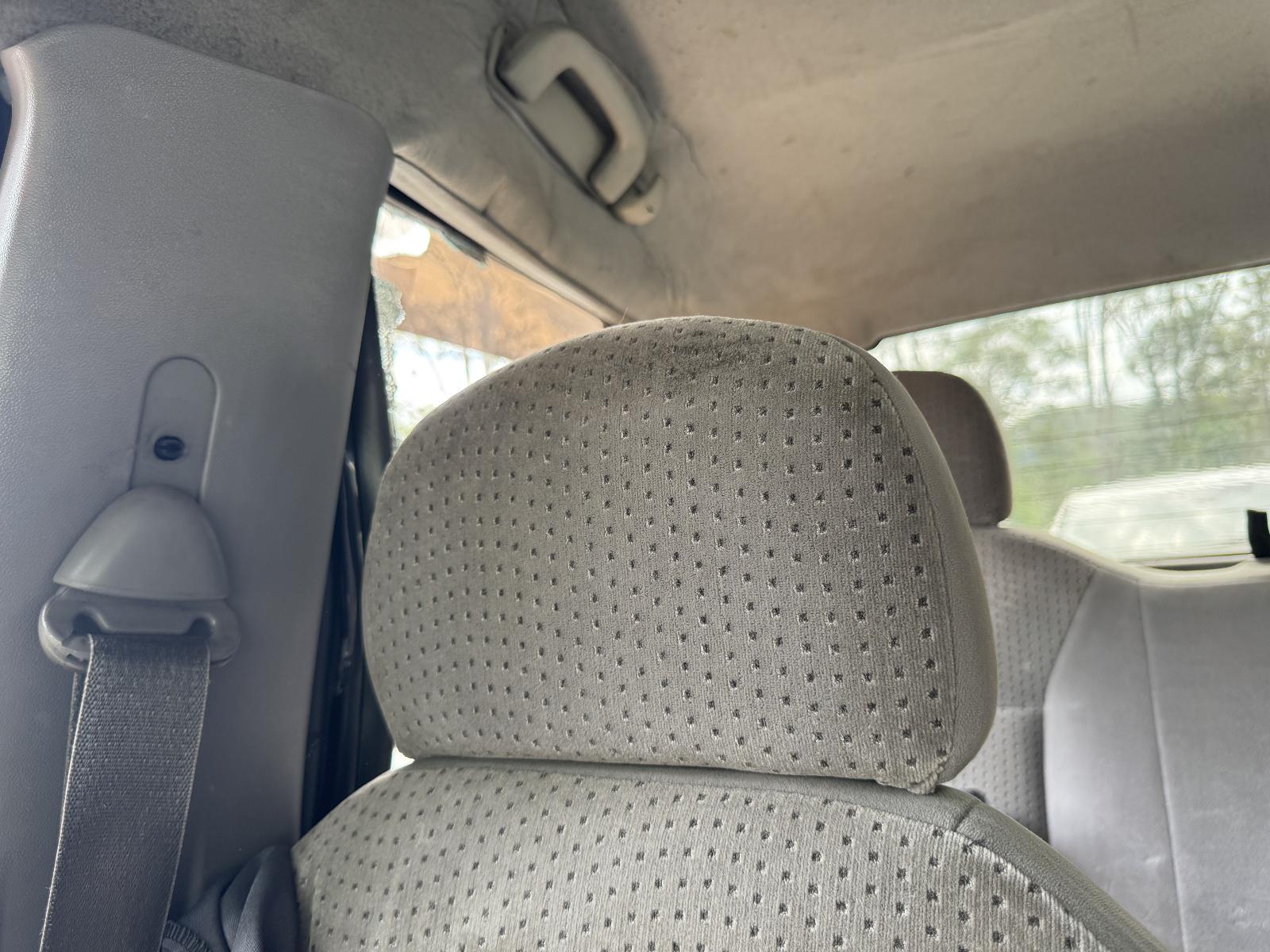 View HOLDEN RODEO 2006 4 Door Utility Breaking