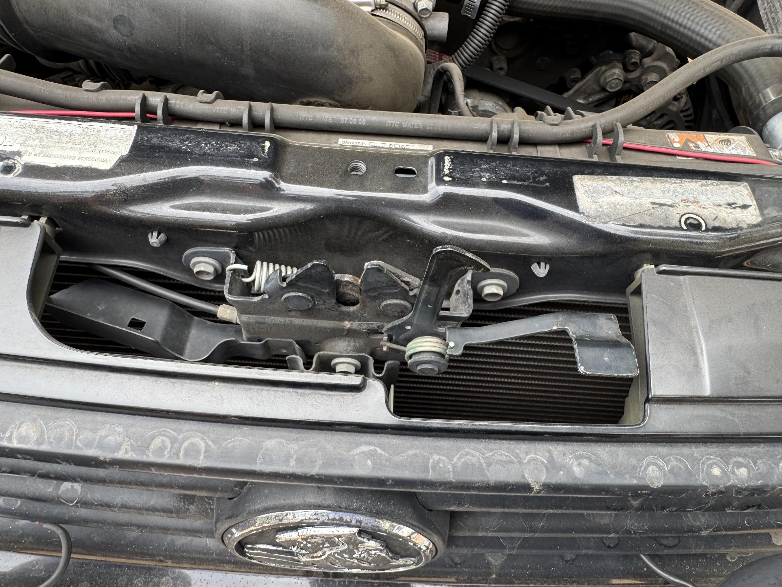 View HOLDEN RODEO 2006 4 Door Utility Breaking