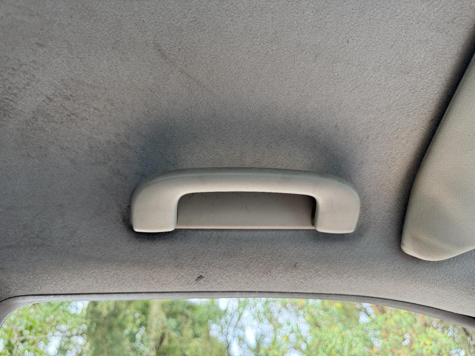 View HOLDEN RODEO 2006 4 Door Utility Breaking