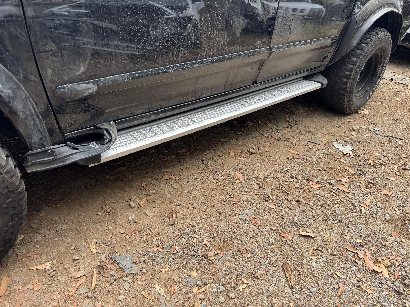 View HOLDEN RODEO 2006 4 Door Utility Breaking