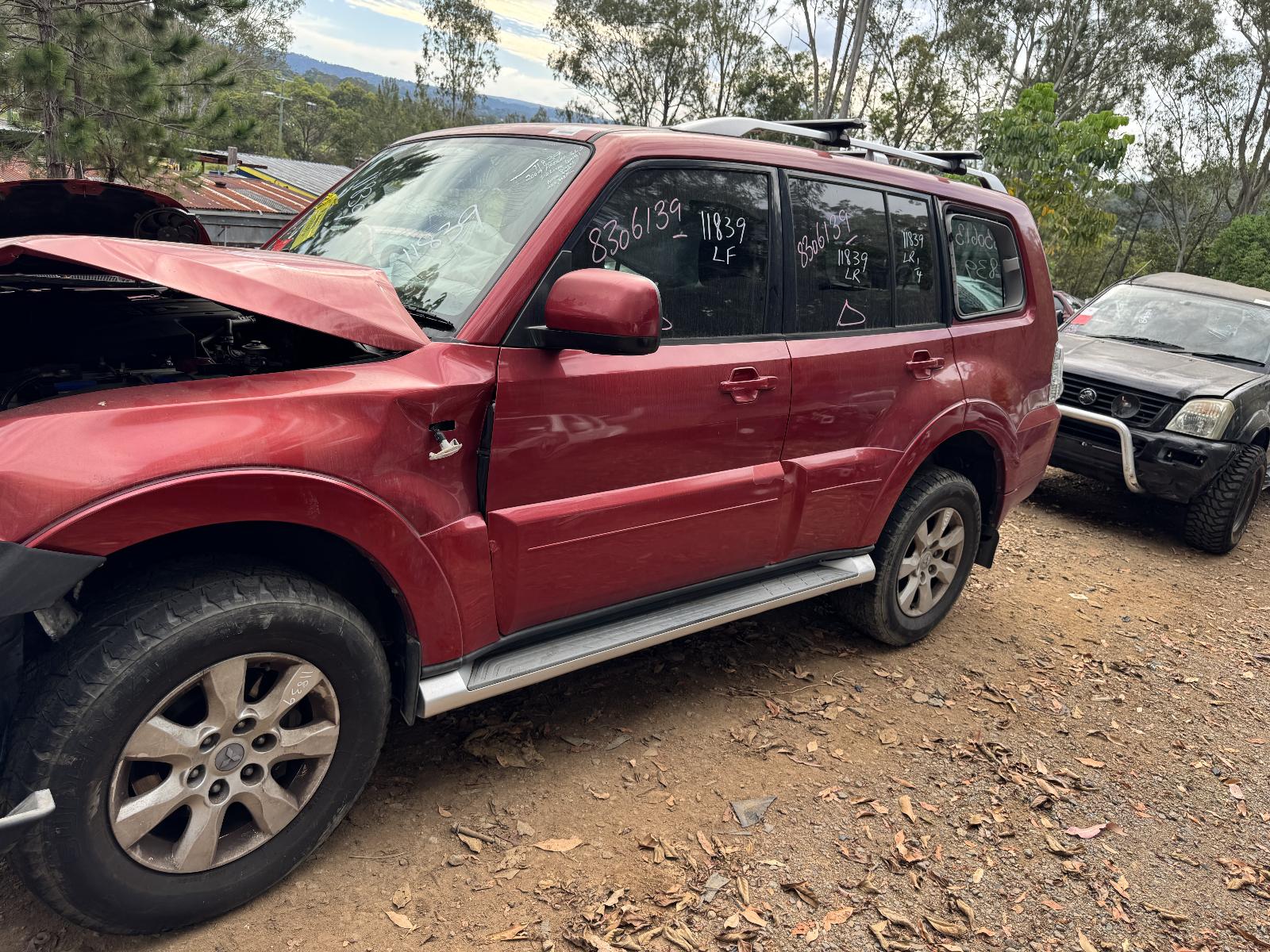 View Auto part Wheel Cover/Hub Cap MITSUBISHI PAJERO 2009