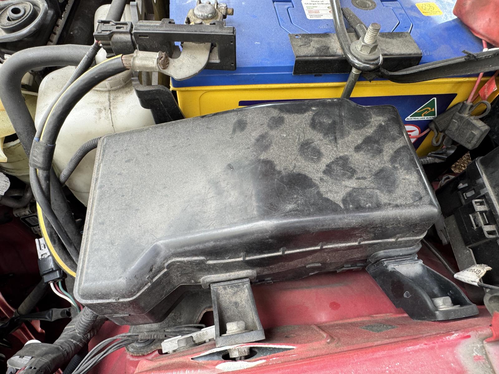 View MITSUBISHI PAJERO 2009 5 Door Station Wagon Breaking