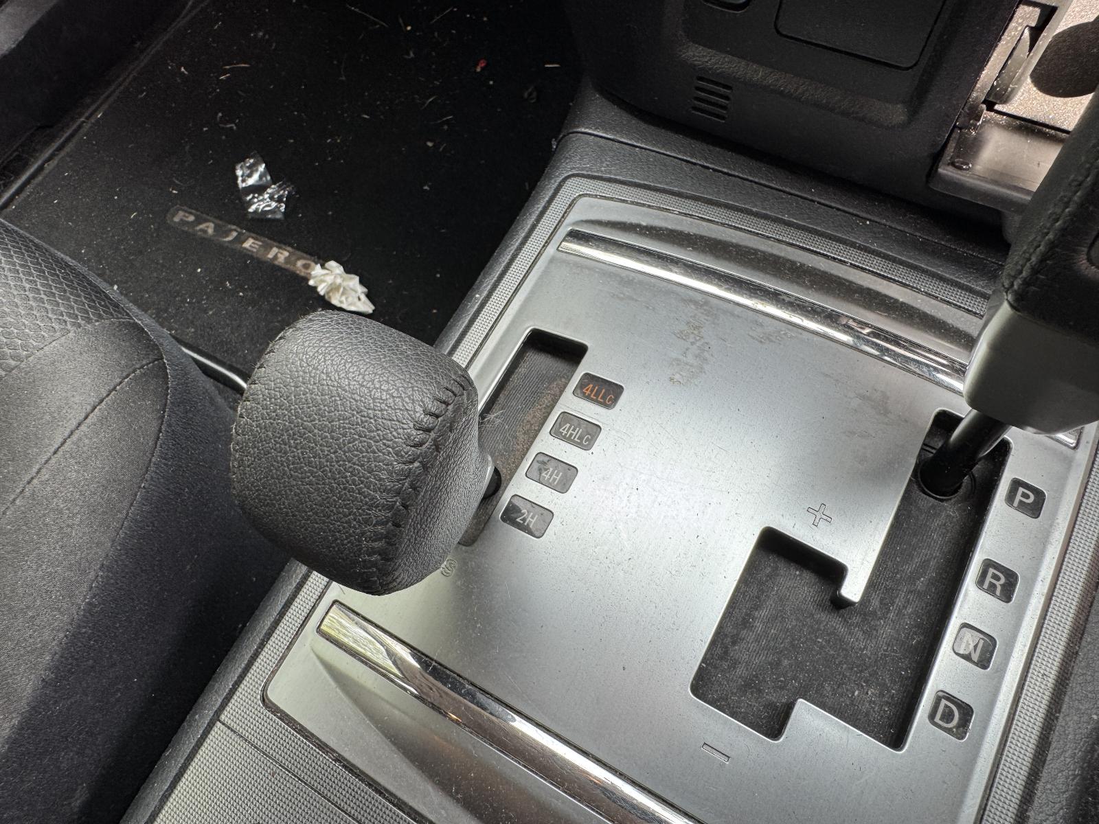 View MITSUBISHI PAJERO 2009 5 Door Station Wagon Breaking