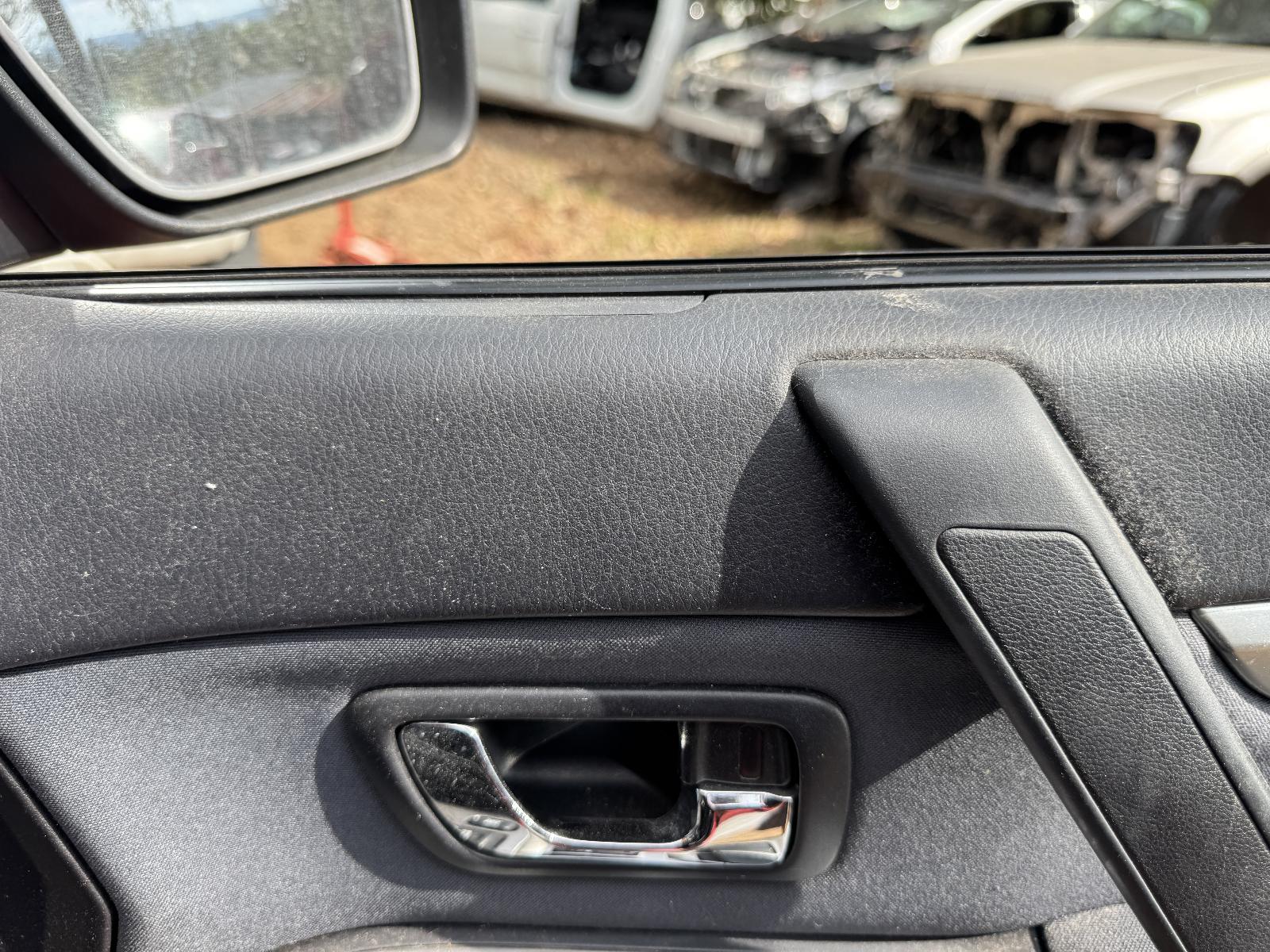 View MITSUBISHI PAJERO 2009 5 Door Station Wagon Breaking