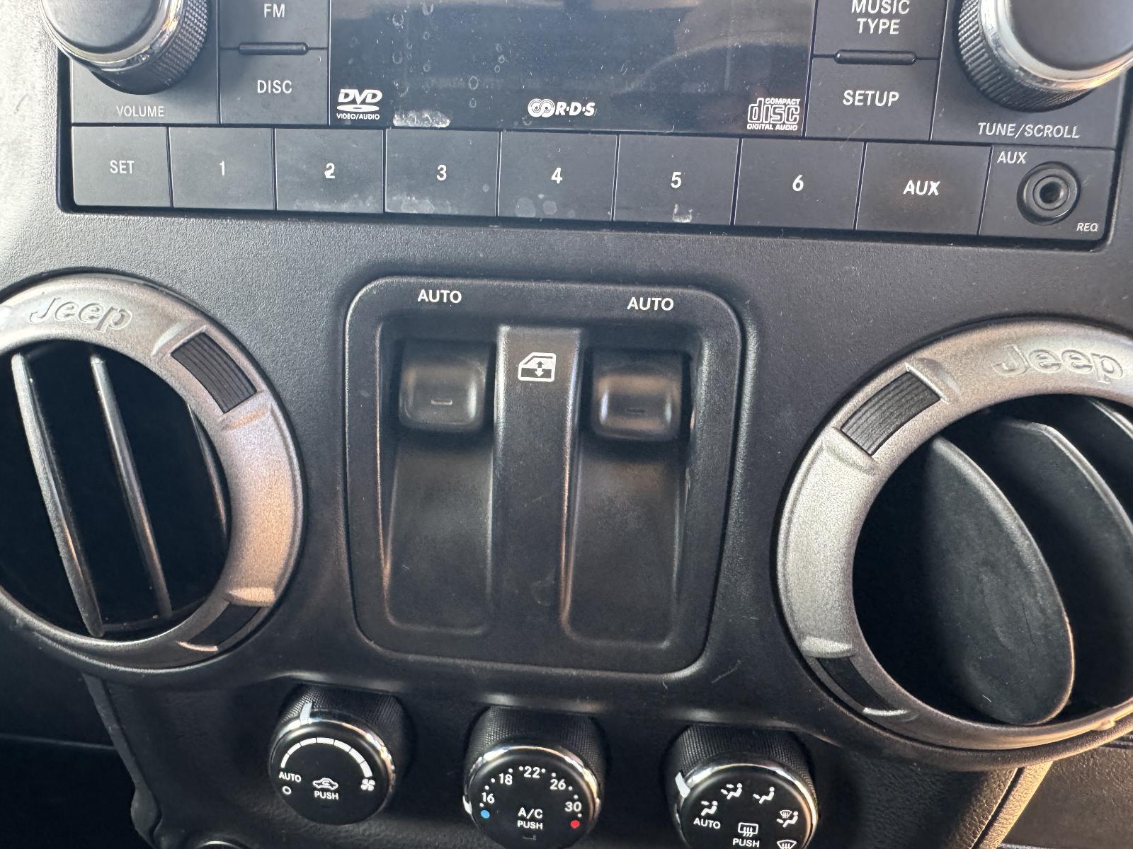 View Auto part Engine JEEP WRANGLER 2013