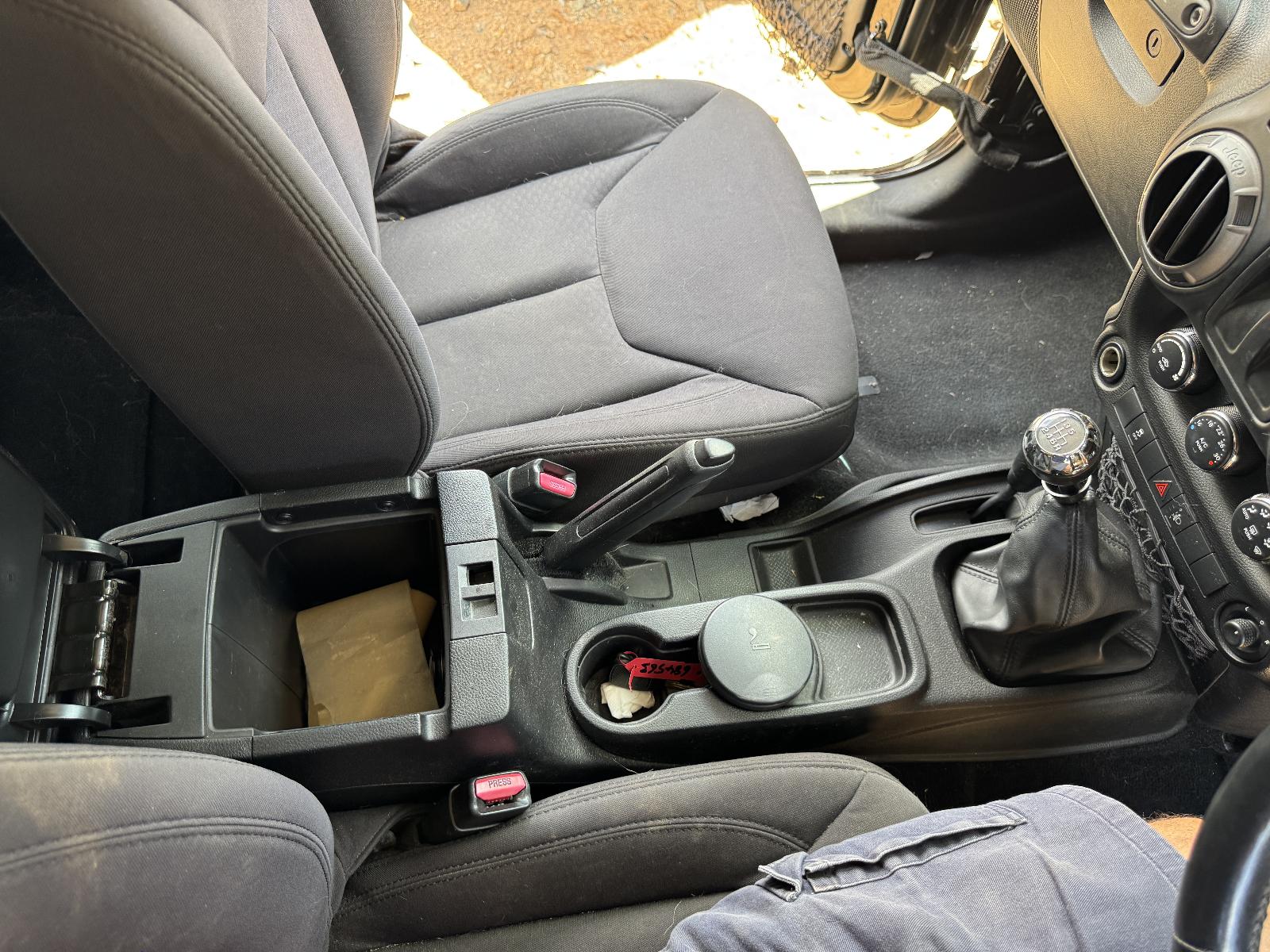 View Auto part Engine JEEP WRANGLER 2013