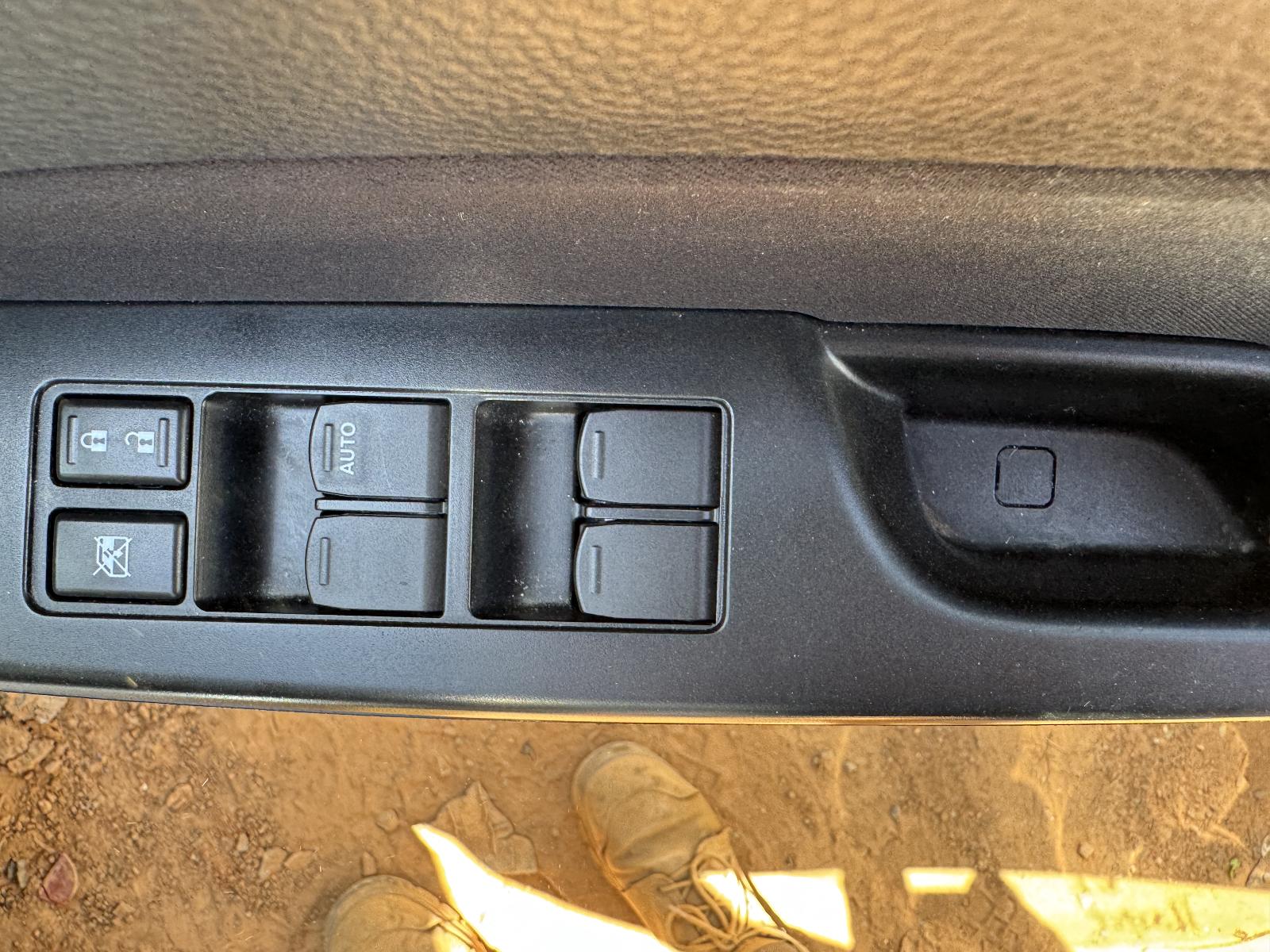 View Auto part Engine SUZUKI SWIFT 2014