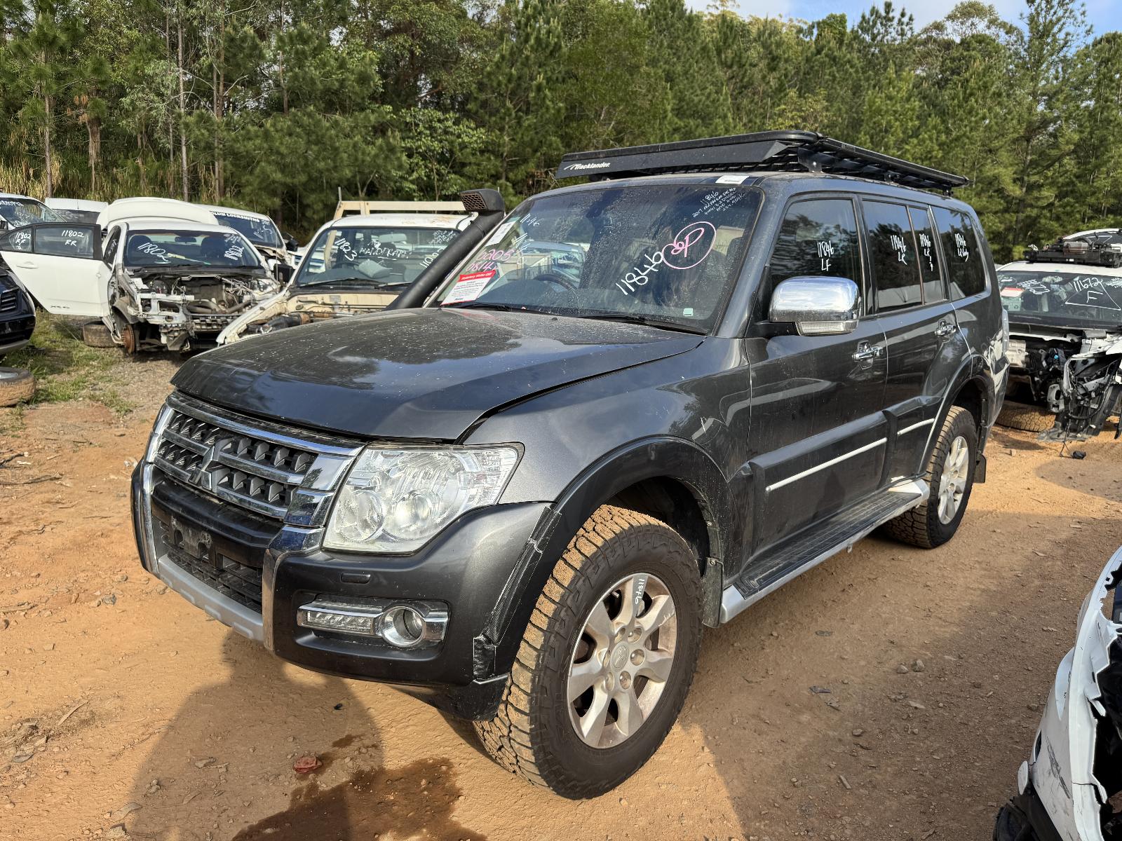 View Auto part Engine MITSUBISHI PAJERO 2017