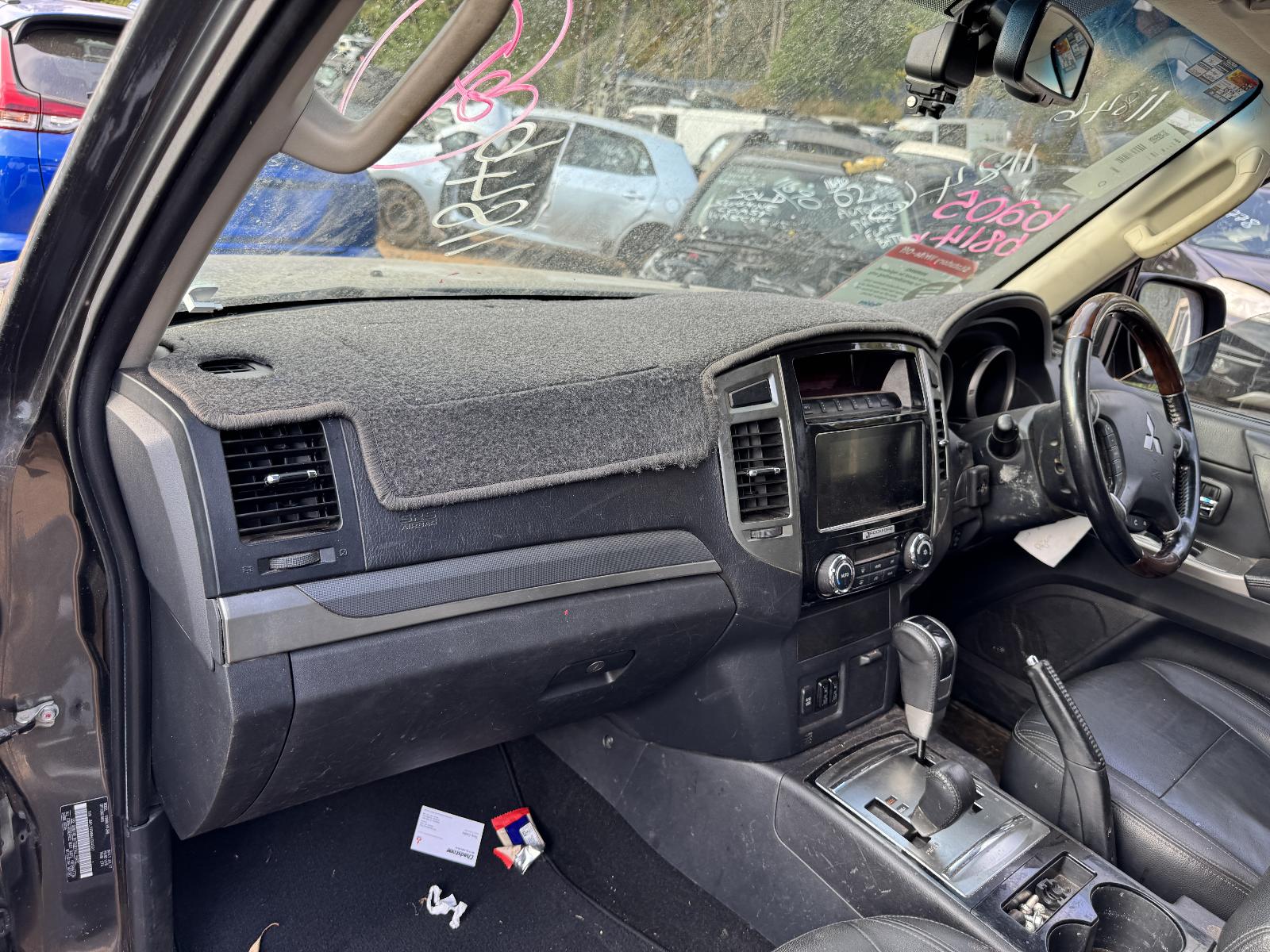 View Auto part Engine MITSUBISHI PAJERO 2017