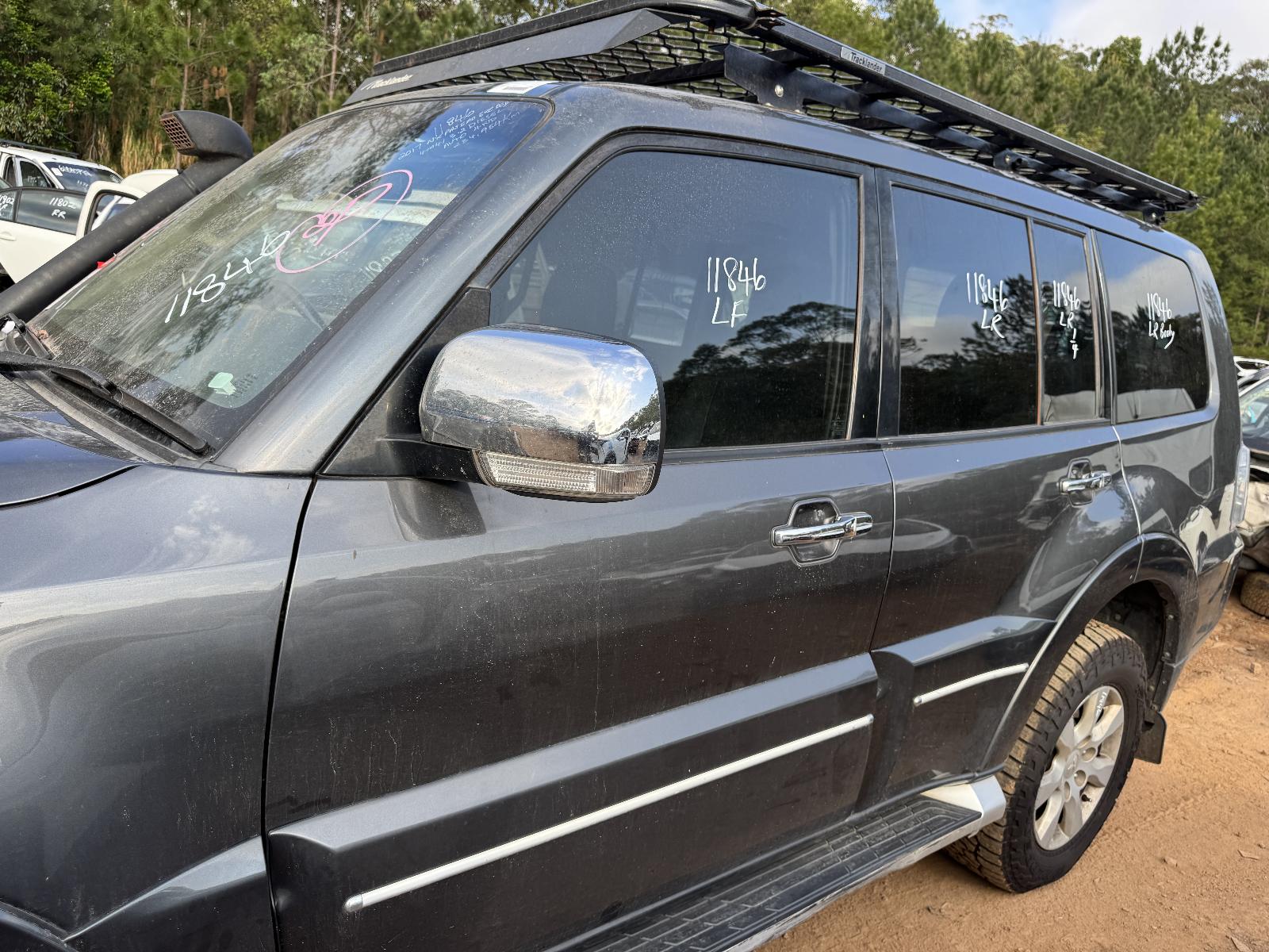 View Auto part Engine MITSUBISHI PAJERO 2017