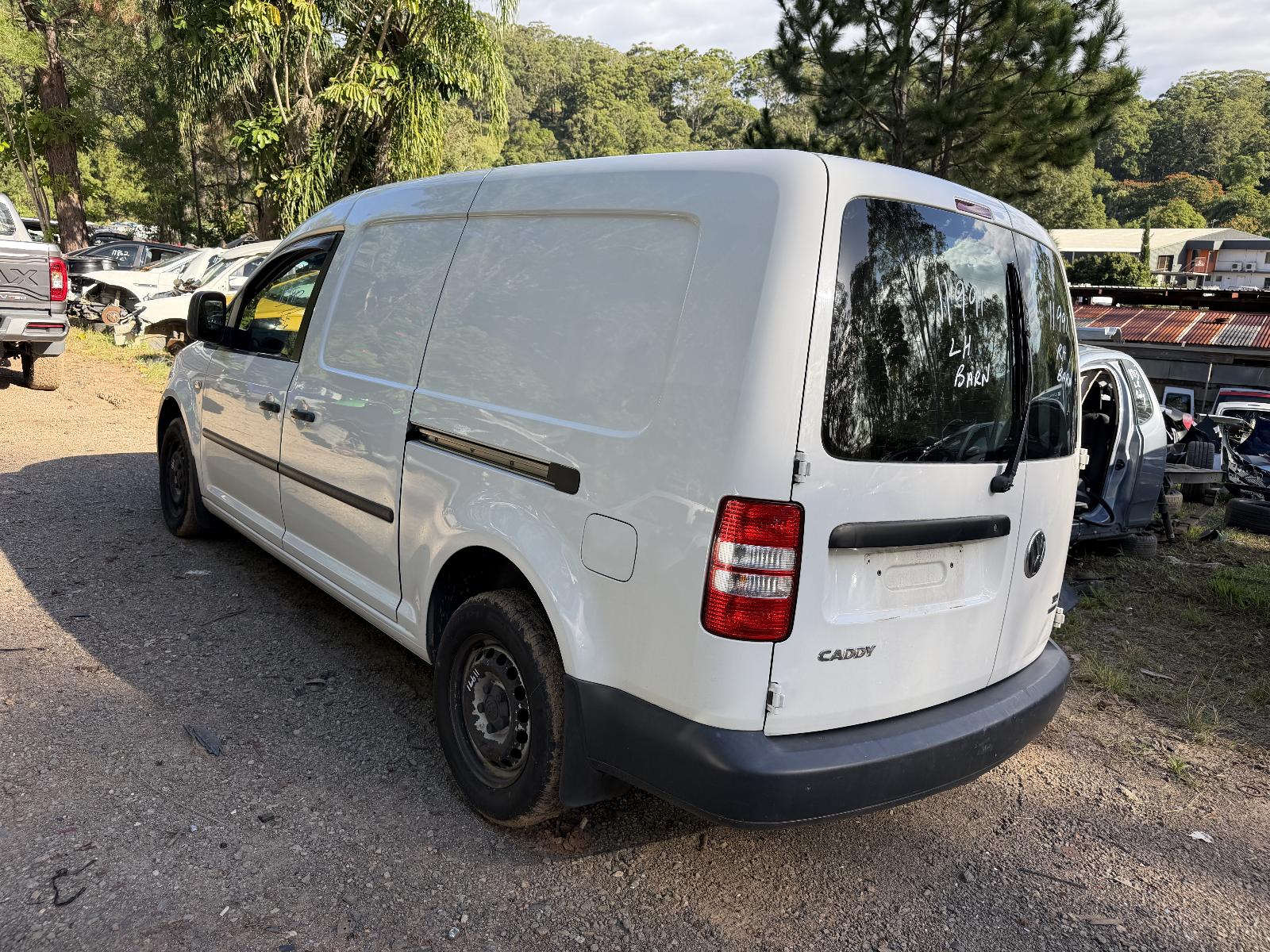 View Auto part Misc Switch/Relay Volkswagen Caddy 2013