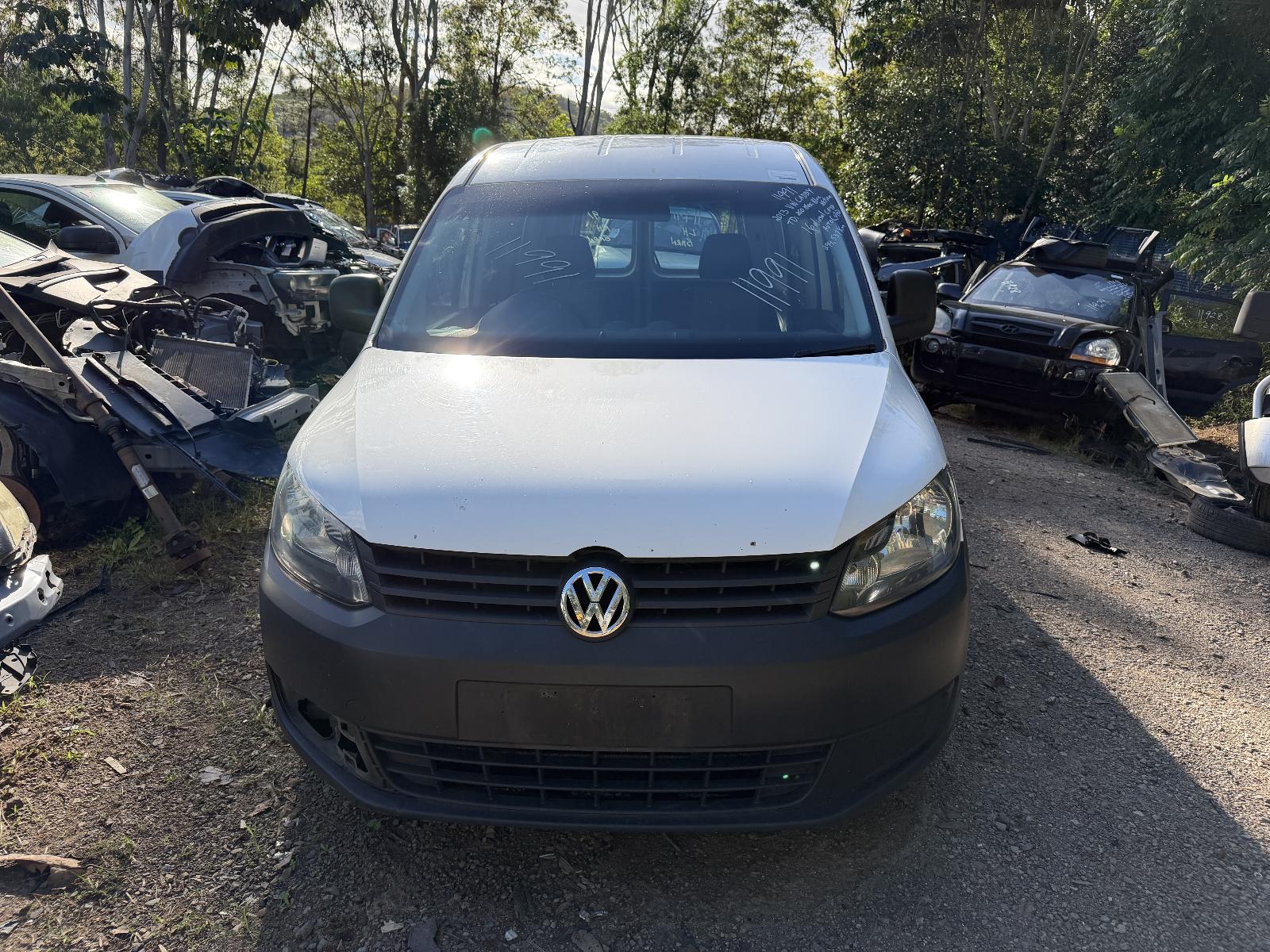 View Auto part Misc Switch/Relay Volkswagen Caddy 2013