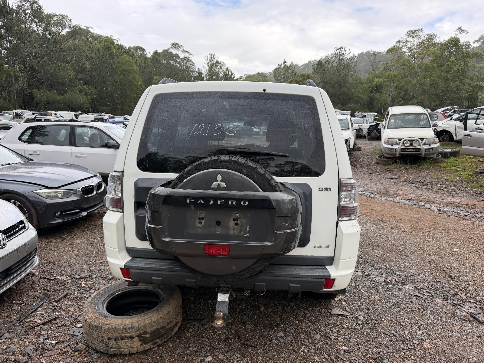 View Auto part Battery Terminal Mitsubishi Pajero 2012