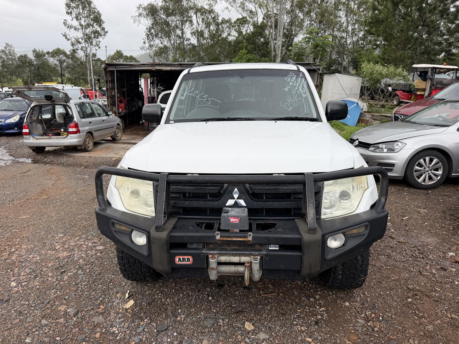 View Auto part Battery Terminal Mitsubishi Pajero 2012