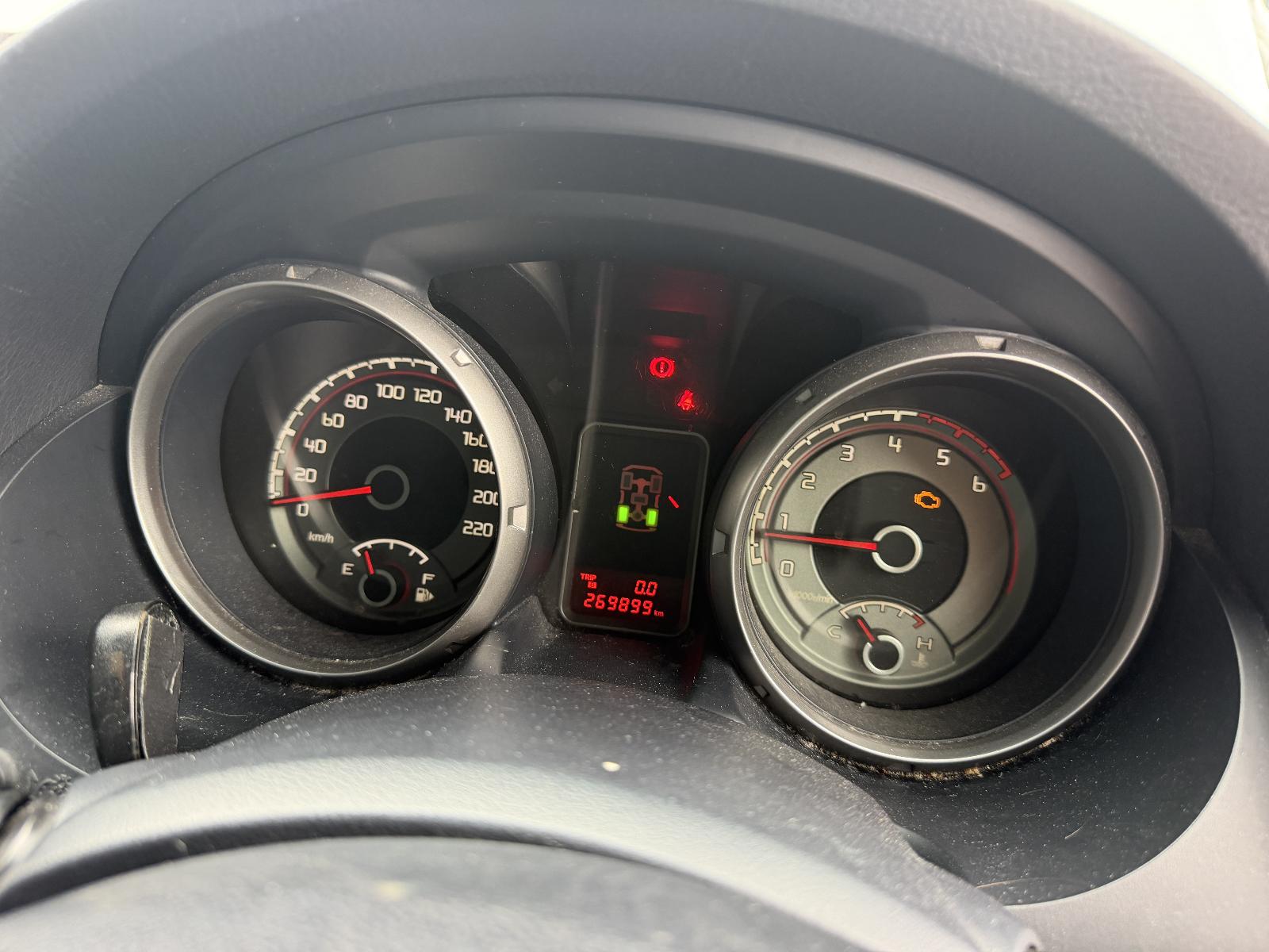 View Auto part Battery Terminal Mitsubishi Pajero 2012