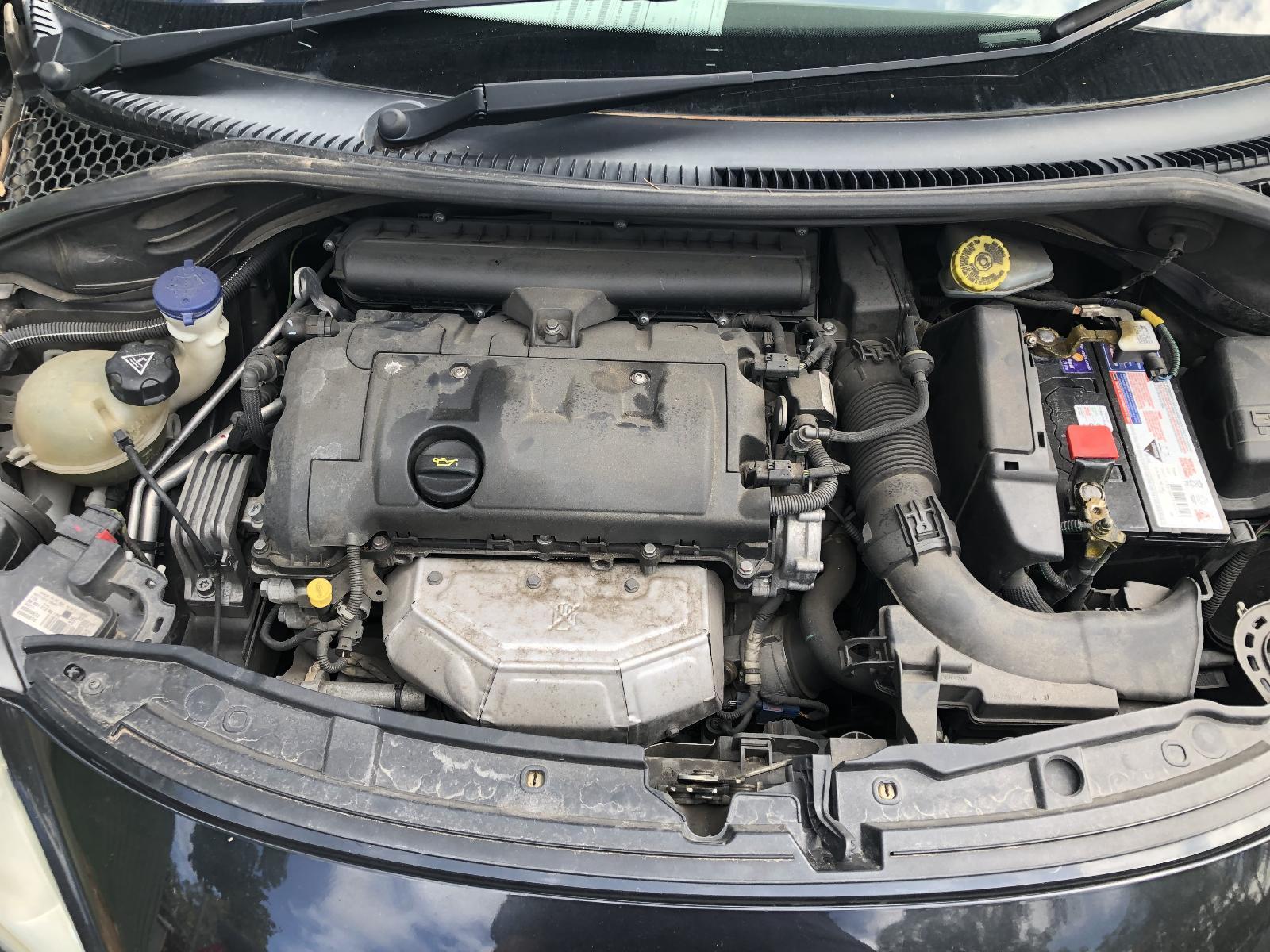 View Auto part Door Handle Peugeot 207 2010
