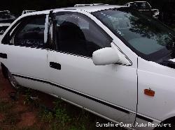 View Auto part Door Handle Toyota Camry 1997