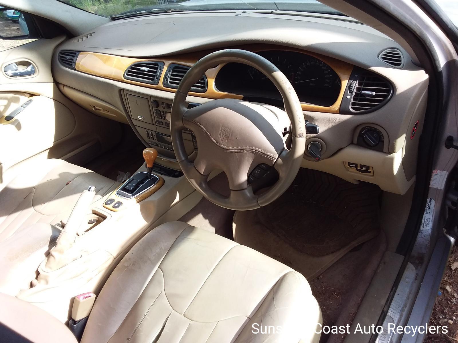 View Auto part Engine JAGUAR S TYPE 2000