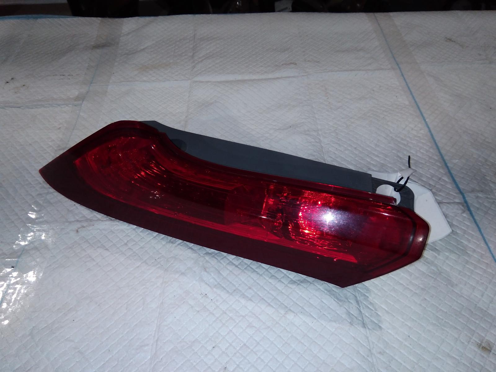 View Auto part Left Taillight Honda Crv 2012