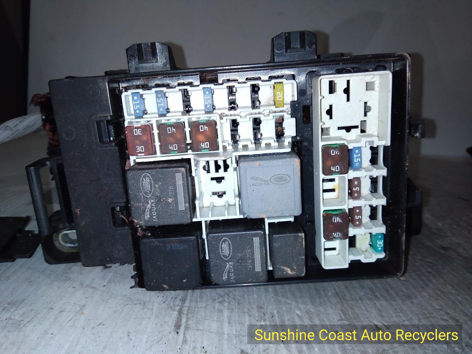 View Auto part Fuse Box JAGUAR XE 2015