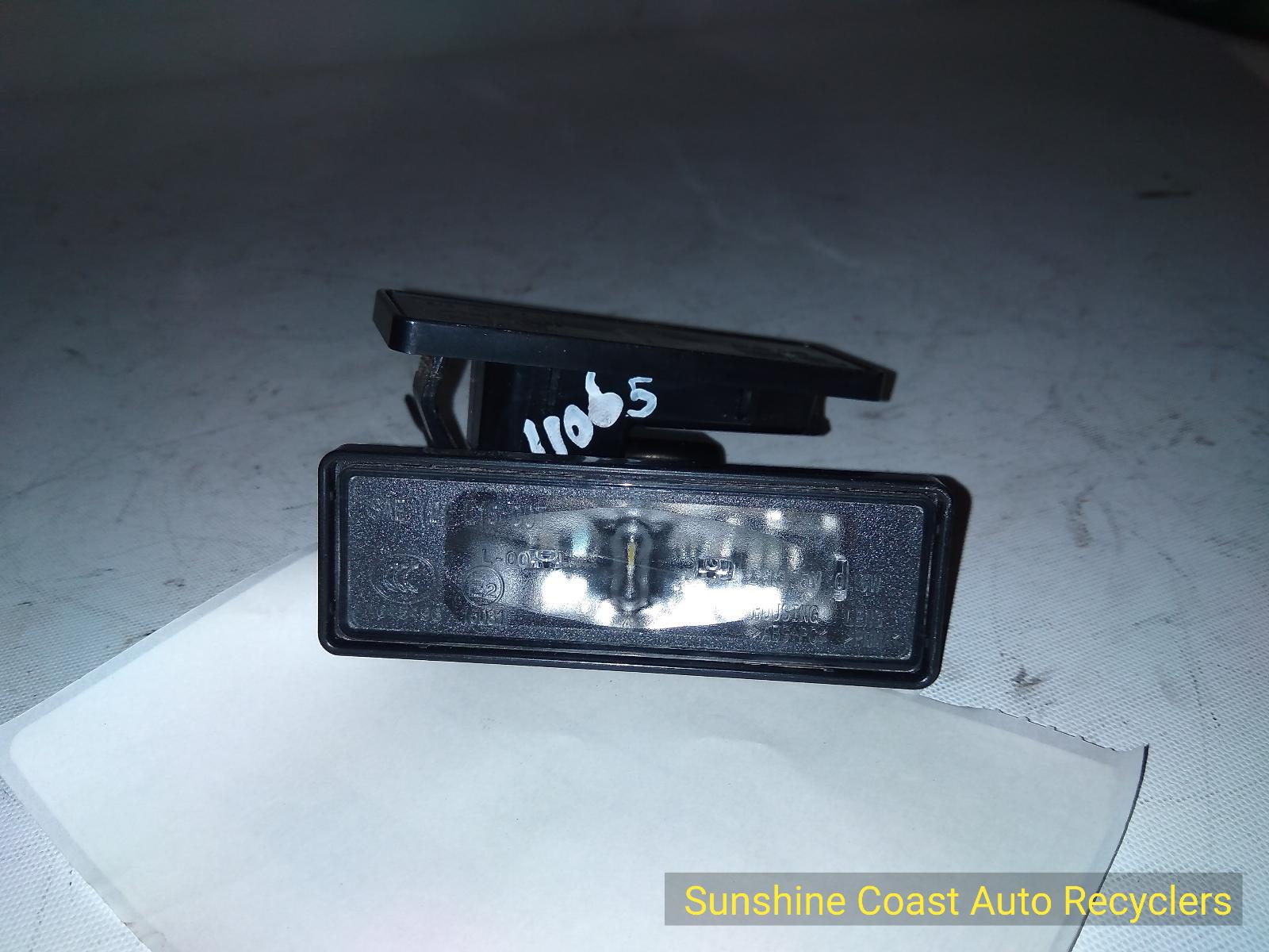 View Auto part Number Plate Lamp Mitsubishi Outlander 2022