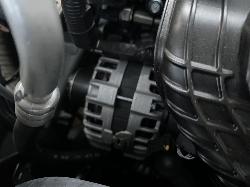 View Auto part Alternator Mitsubishi Outlander 2022