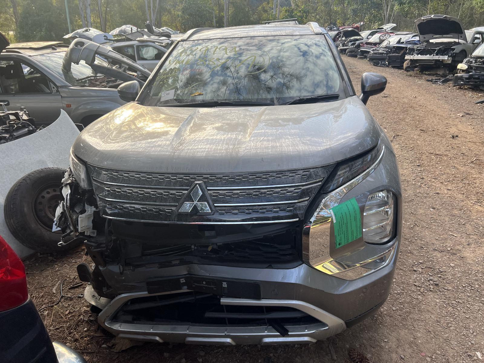 View Auto part Catalytic Converter Mitsubishi Outlander 2022