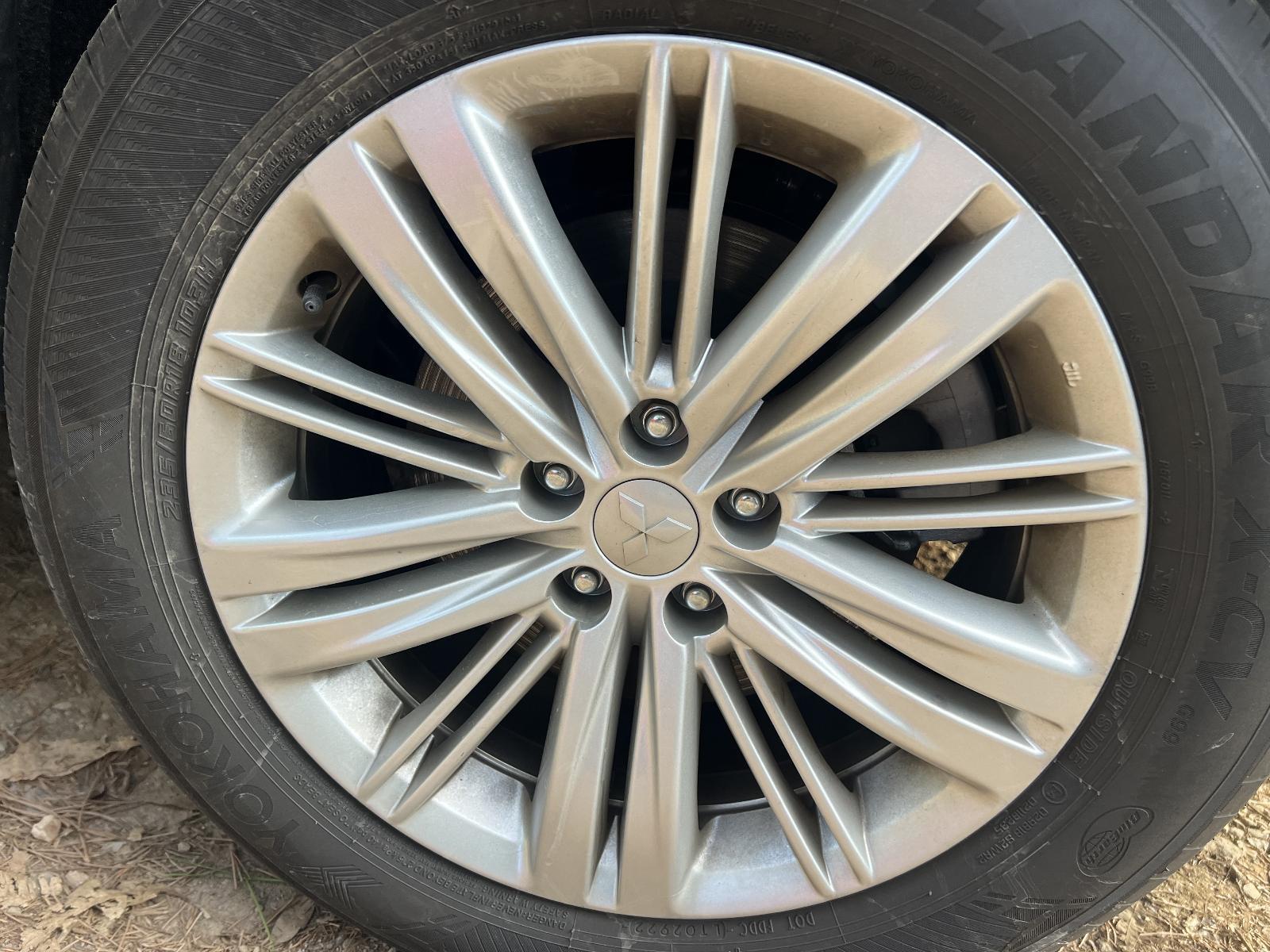 View Auto part Owners Handbook Mitsubishi Outlander 2022