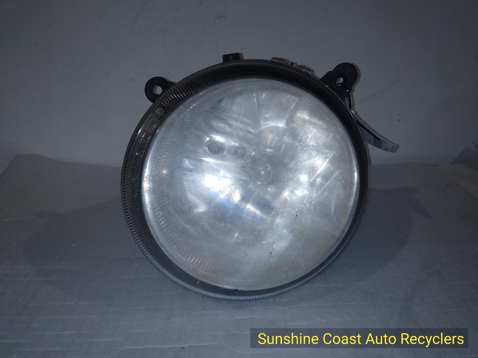 View Auto part Right Headlamp JEEP PATRIOT 2013