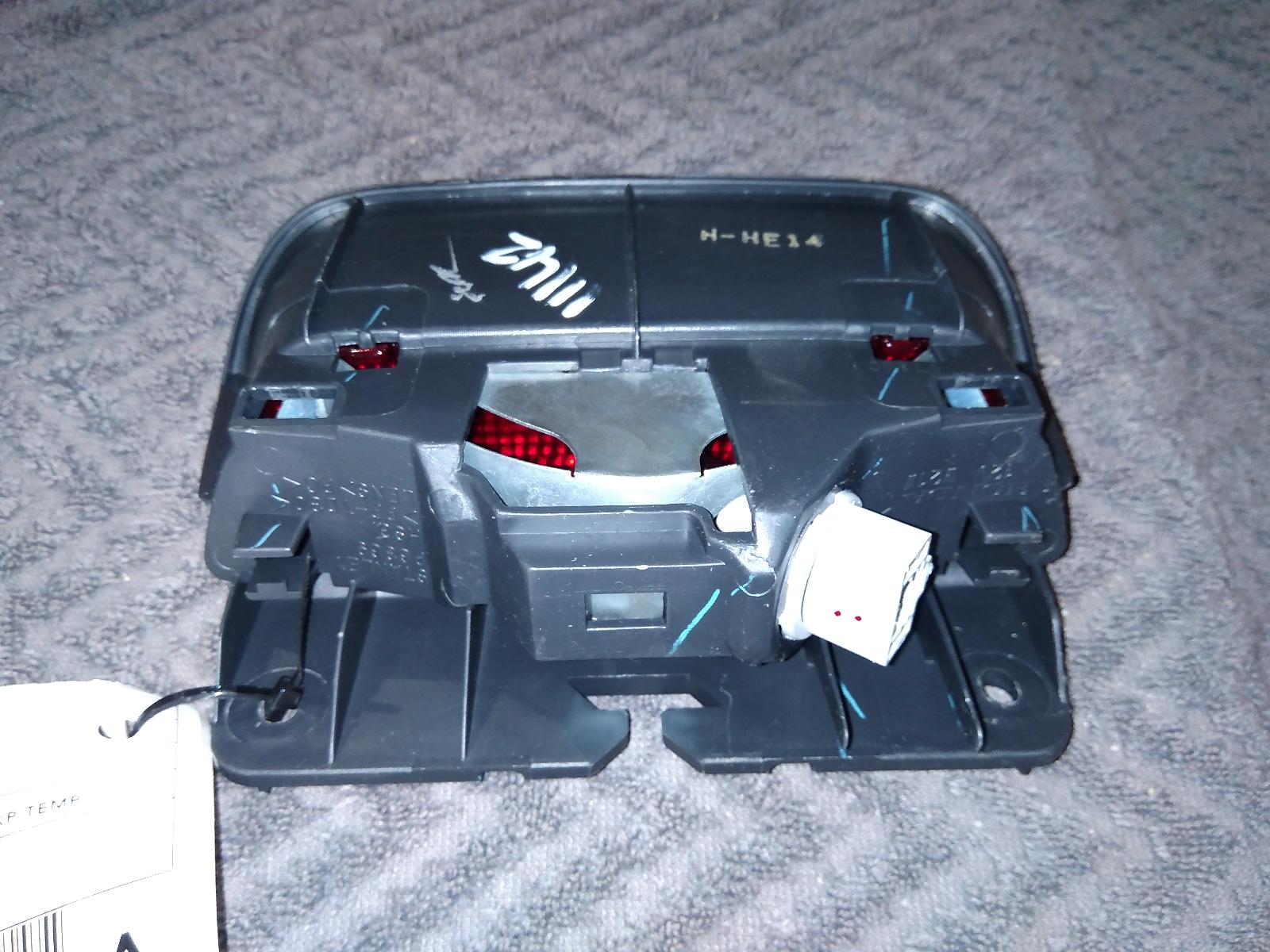 View Auto part High Level Stoplight Honda Crv 2008