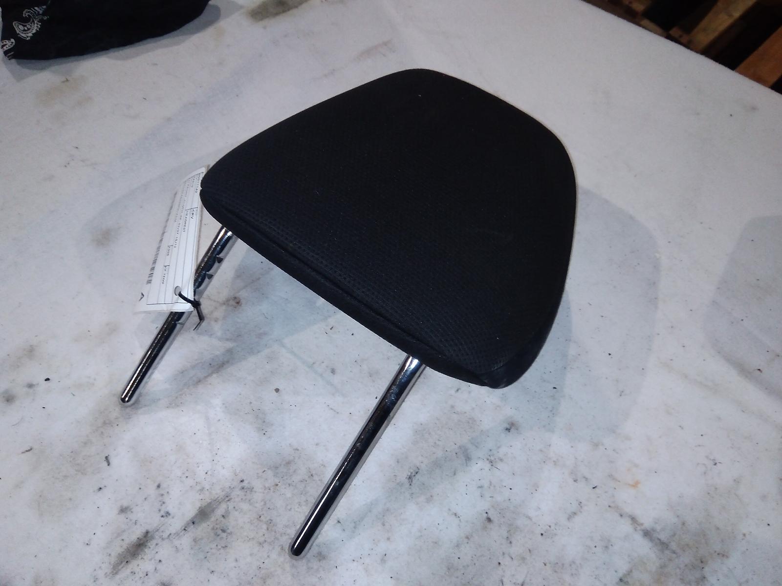 View Auto part Headrest Honda Crv 2008