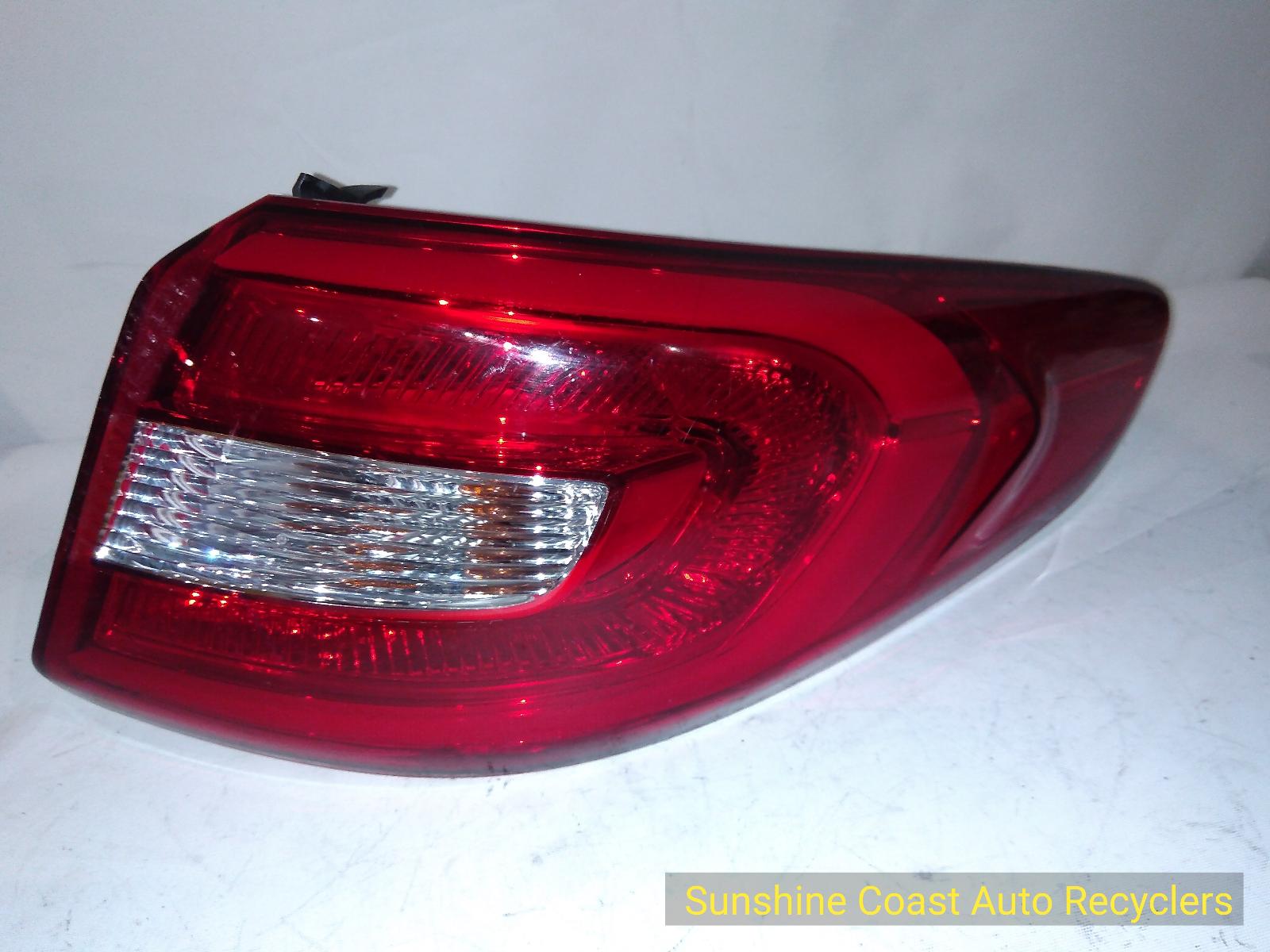View Auto part Right Taillight HYUNDAI SONATA 2017