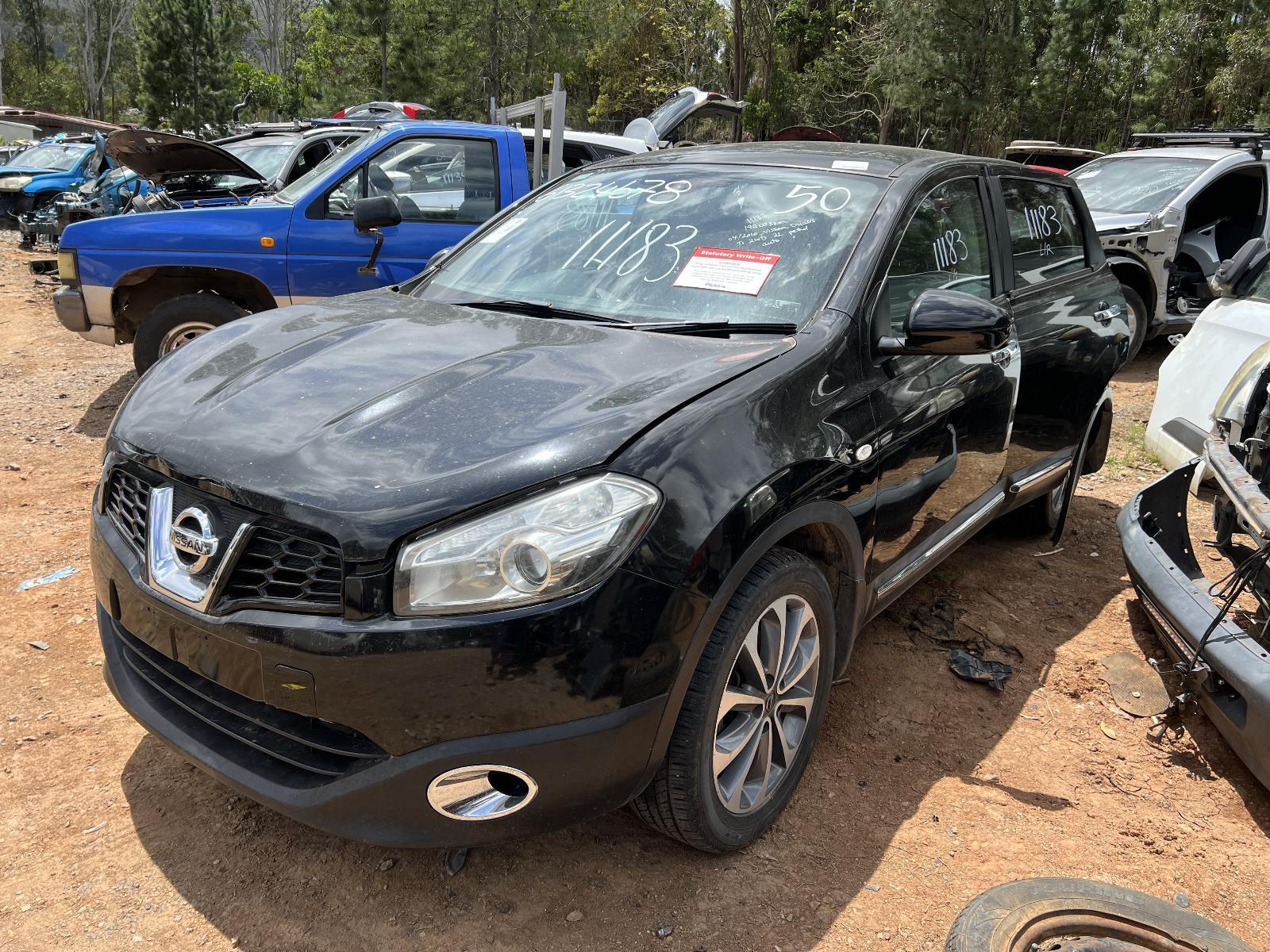 View Auto part Headrest Nissan Dualis 2010