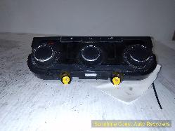View Auto part Heater/Ac Controls Volkswagen Amarok 2012