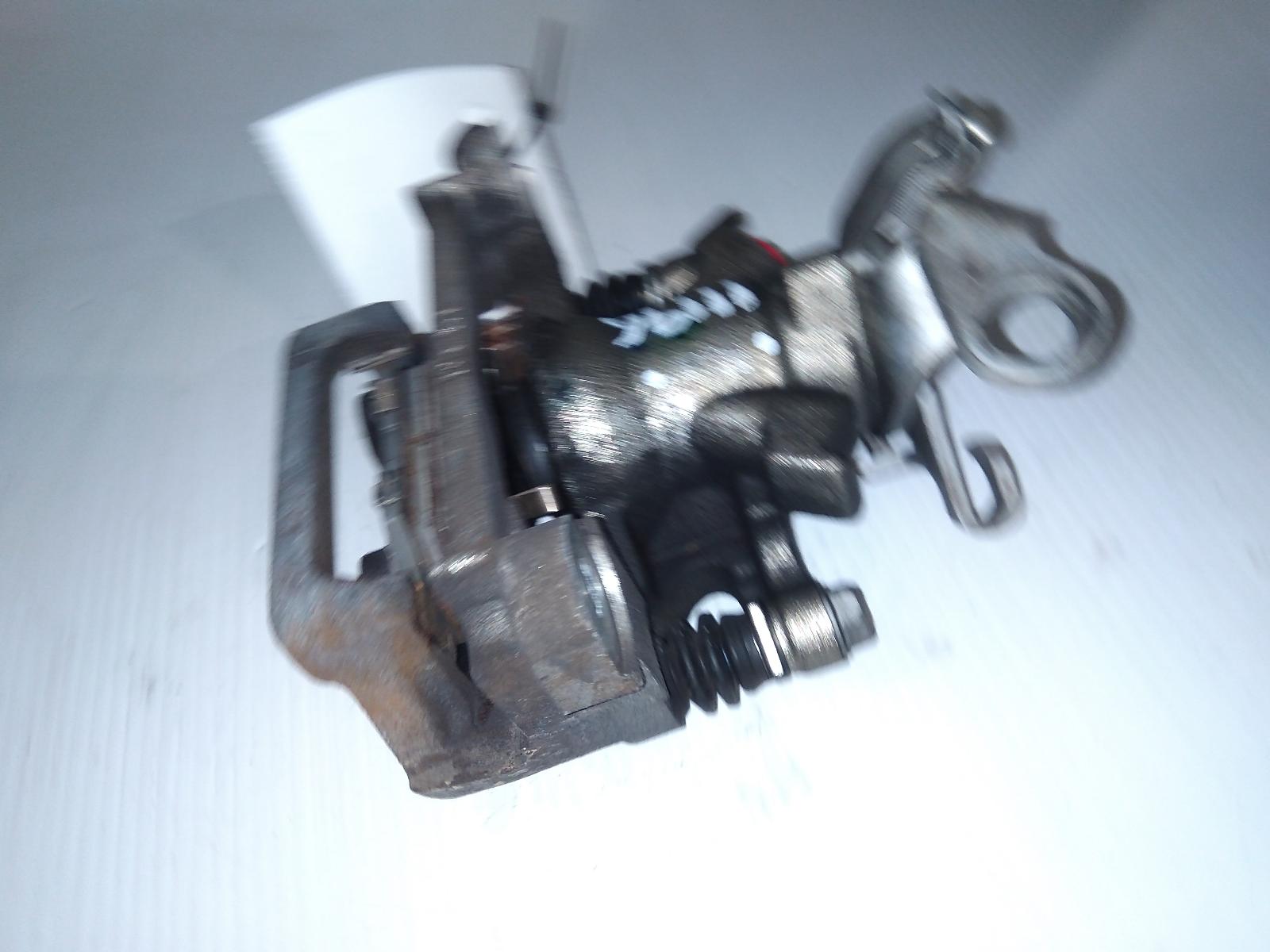 2019 Mitsubishi Asx Caliper View Auto part Caliper Mitsubishi Asx 2019