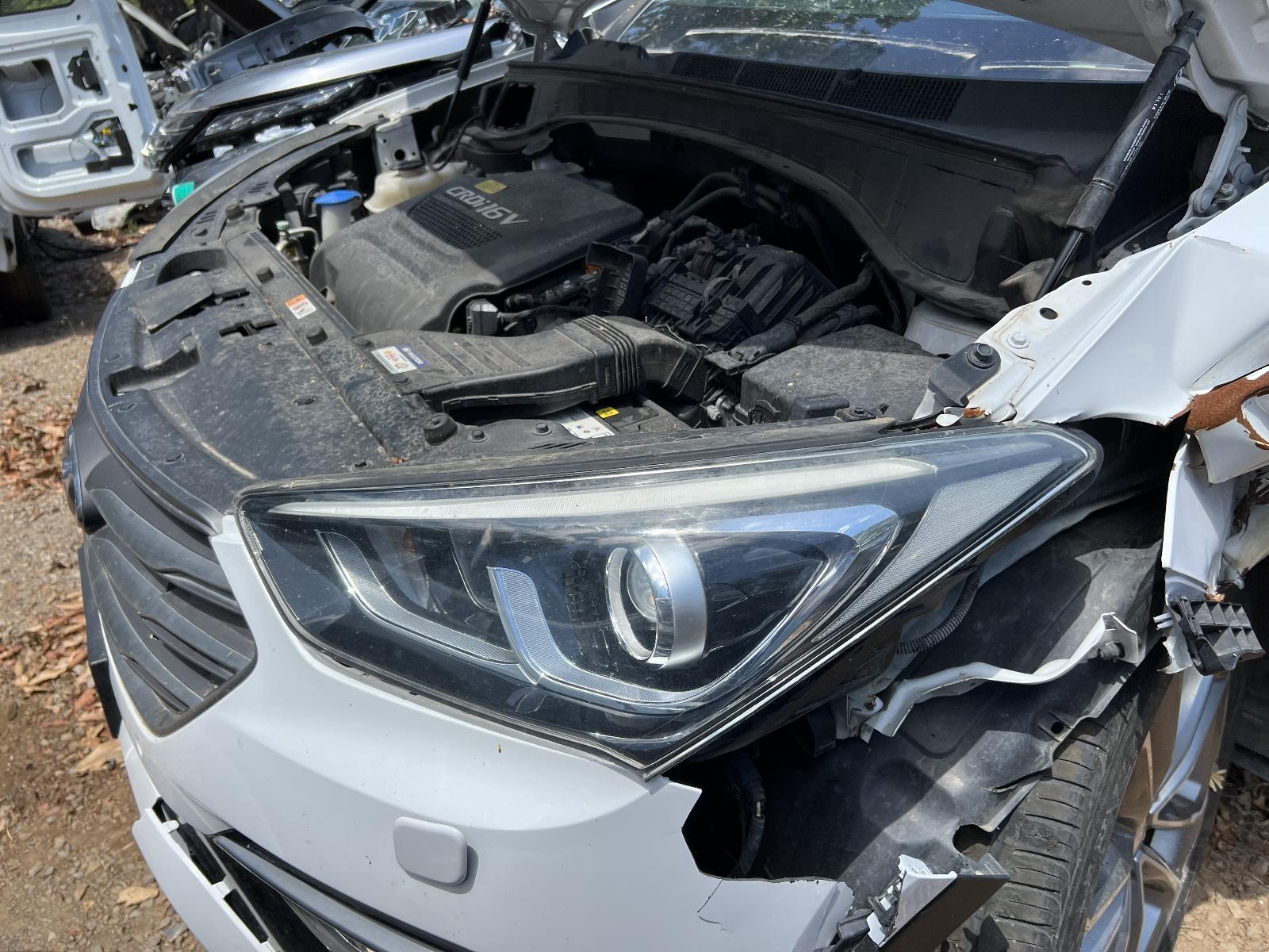 View Auto part Left Headlamp HYUNDAI SANTA FE 2015
