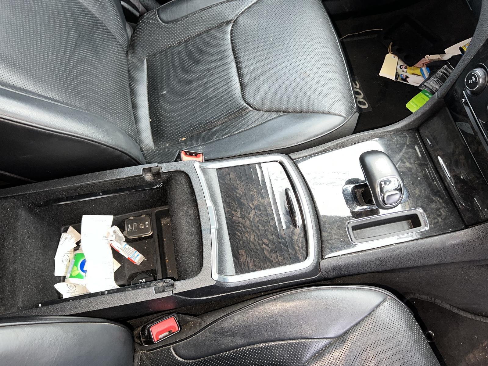 View Auto part Console CHRYSLER 300C 2014