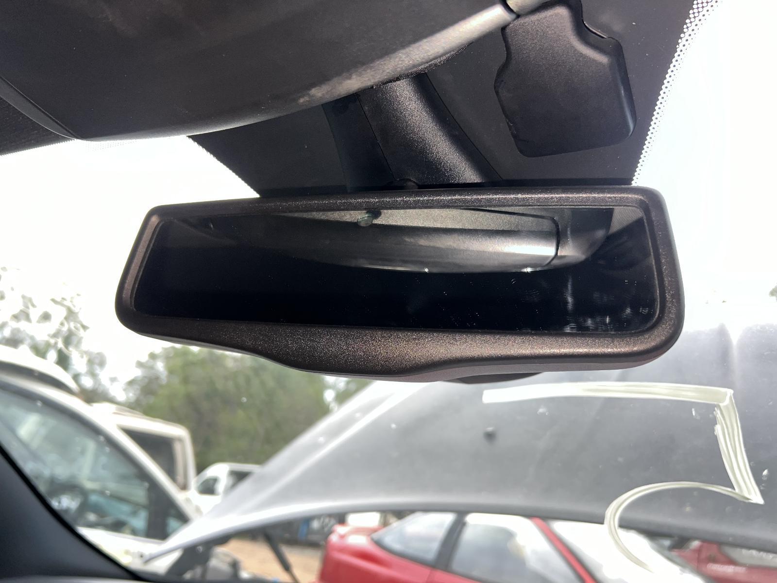 View Auto part Interior Mirror CHRYSLER 300C 2014