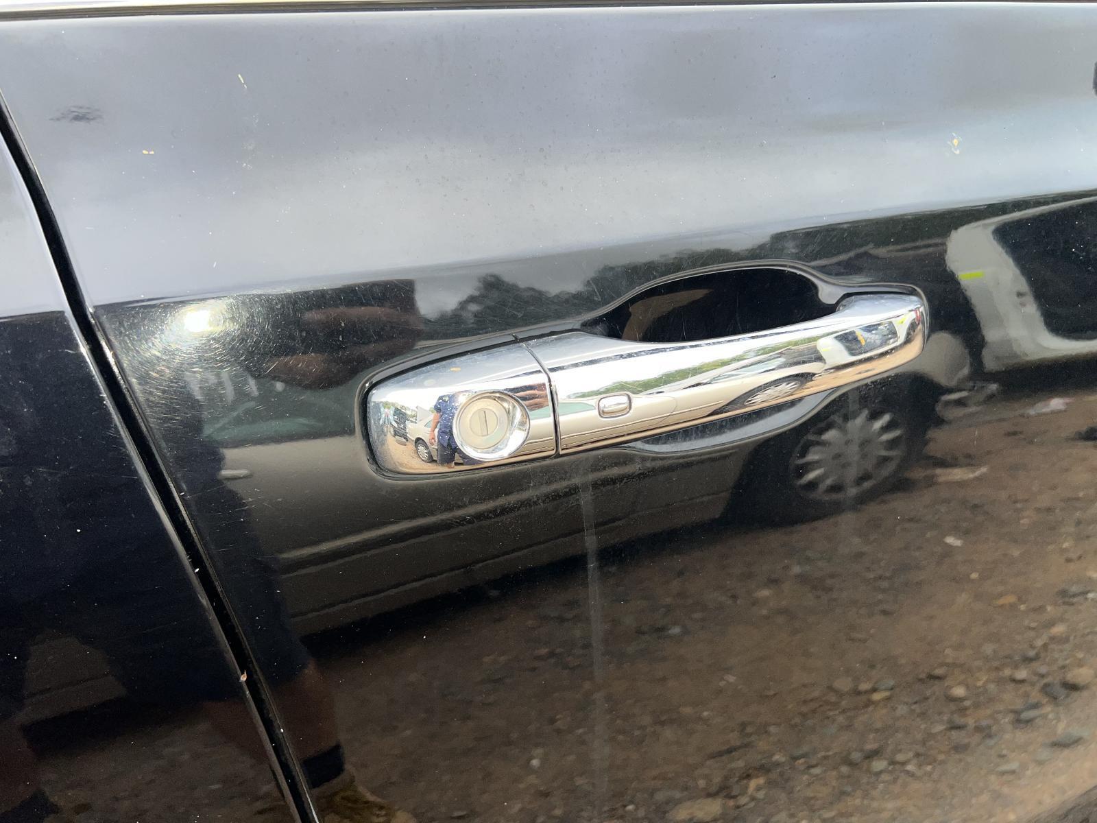 View Auto part Door Handle CHRYSLER 300C 2014