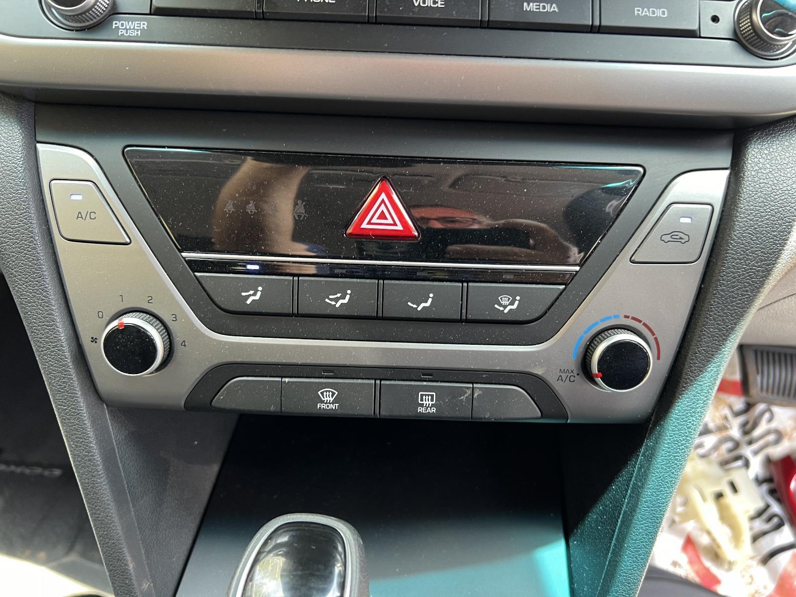 View Auto part Heater/Ac Controls Hyundai Elantra 2017
