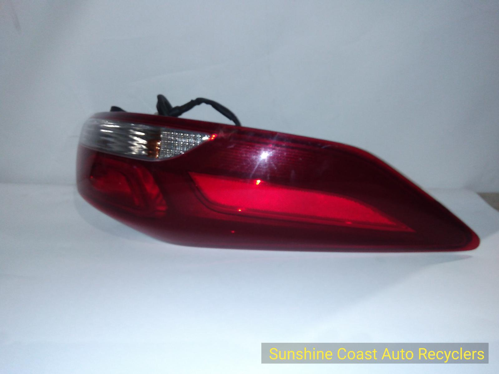 View Auto part Left Taillight Hyundai Elantra 2017