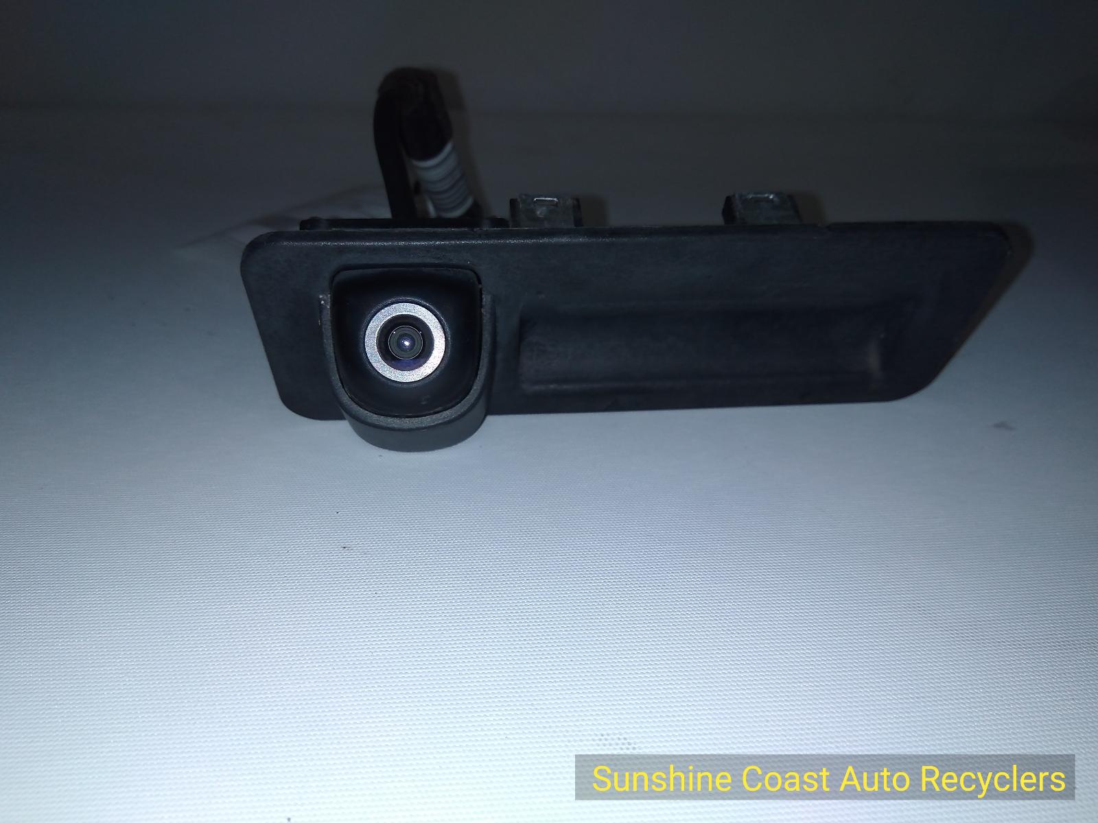 View Auto part Reverse Camera Hyundai Elantra 2017